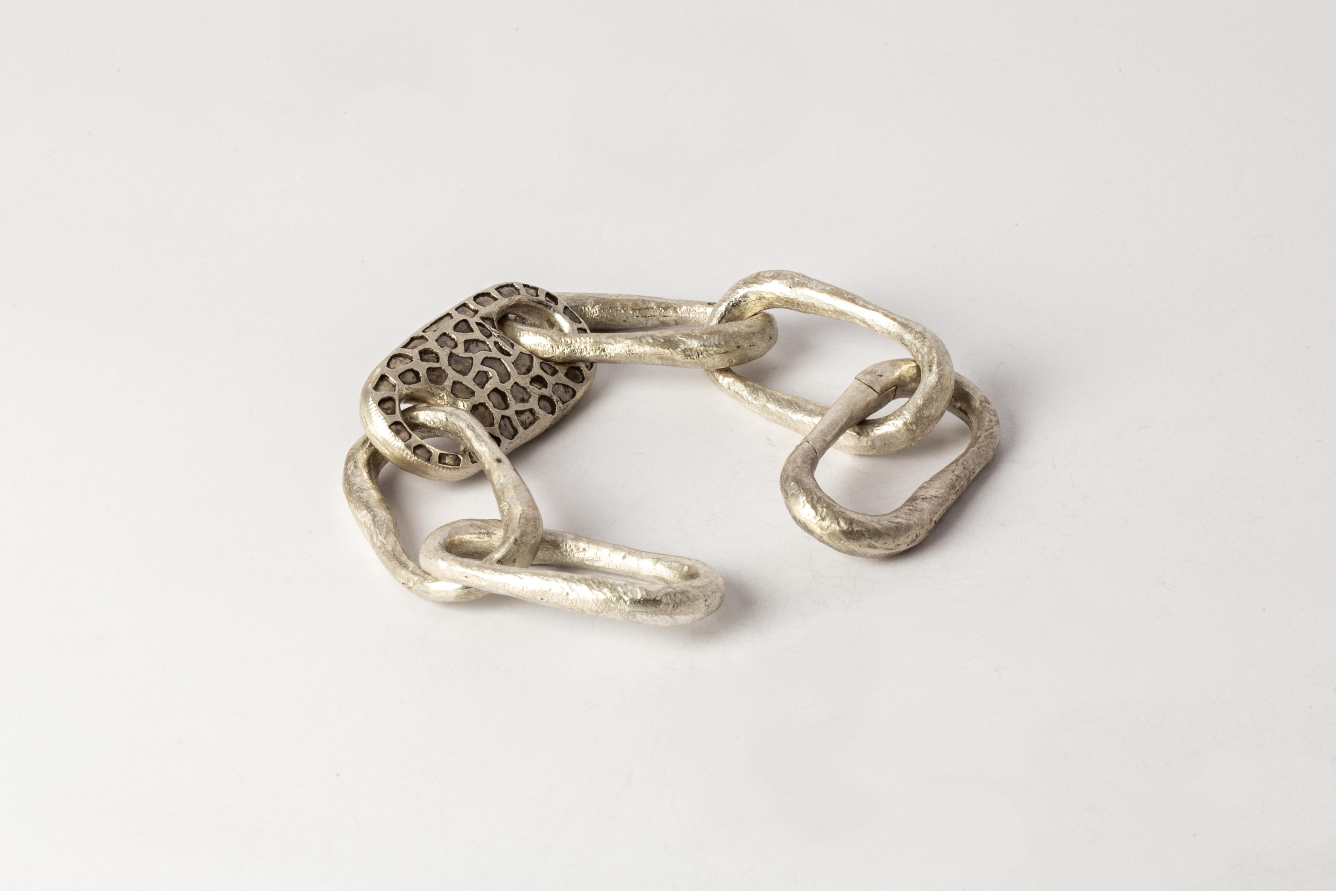 Roman Medium Link Bracelet w/ Medium Closed Link (Mega Pavé, MA+DIA) In New Condition For Sale In Paris, FR
