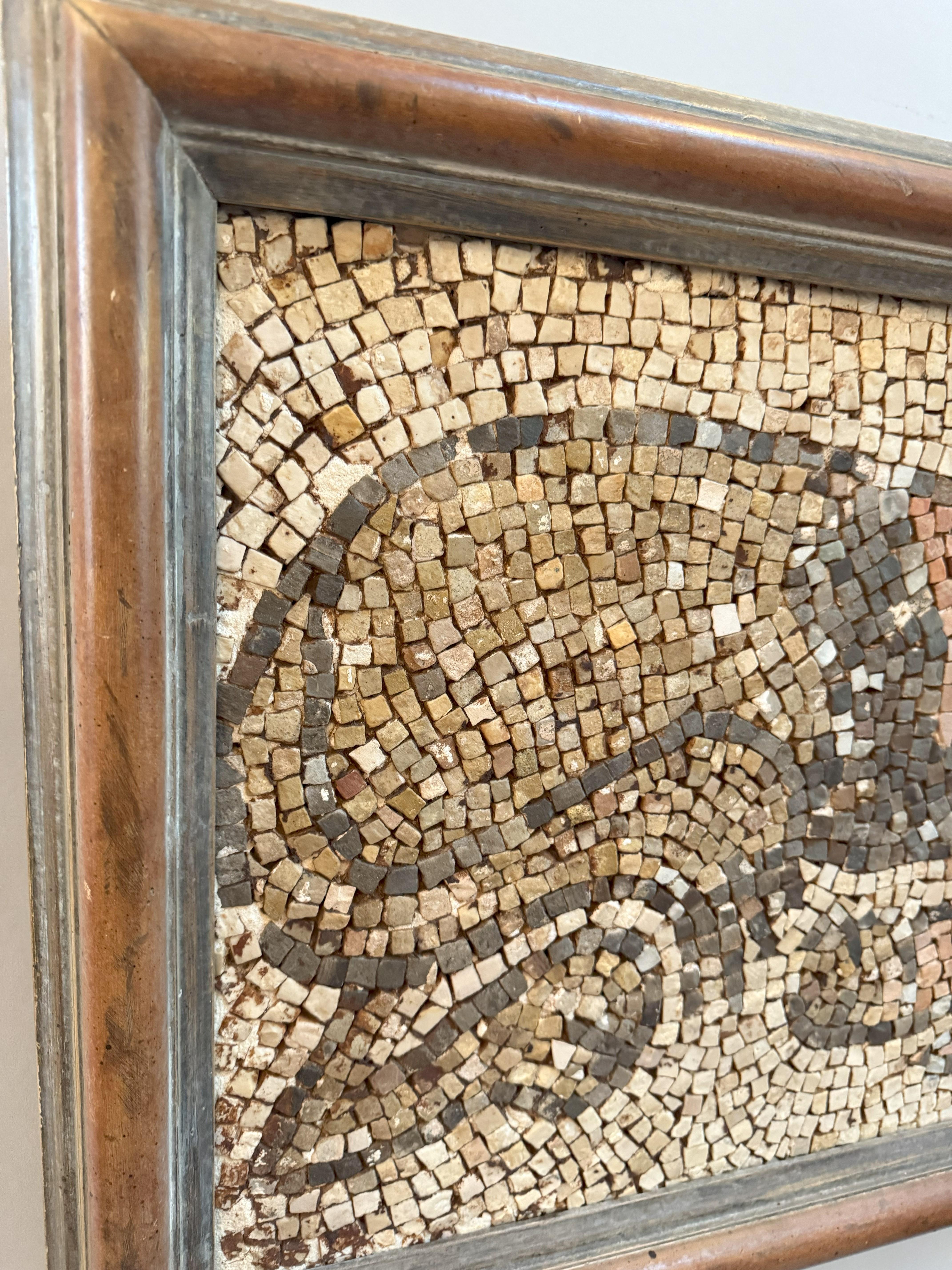 Micromosaico romano Retrato de un toro Tallado a mano en venta