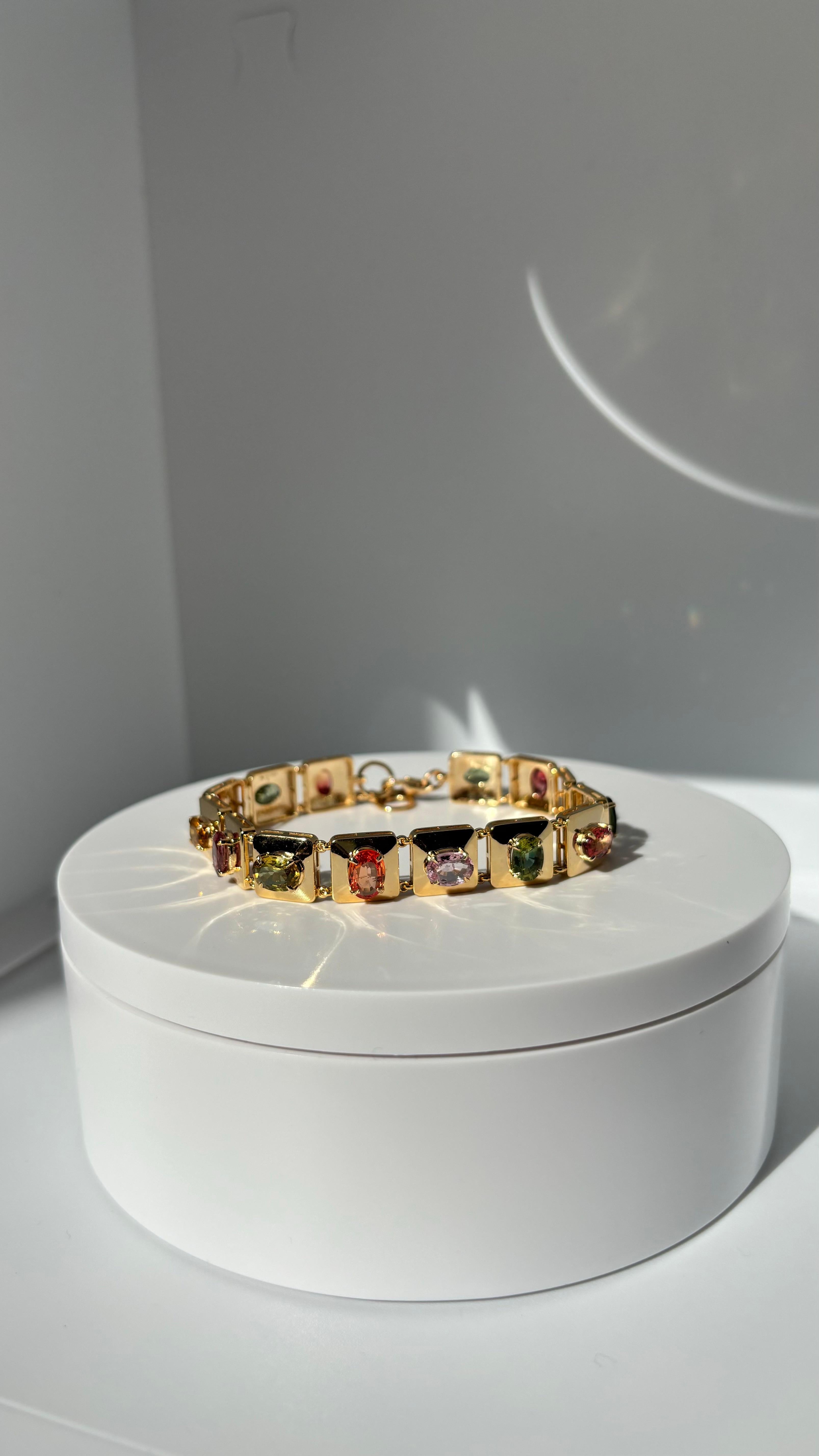da uomo o donna BRACCIALE ROMANO MULTI-SAPFIRIO NATURALE ORO GIALLO SOLIDO 14 carati in vendita