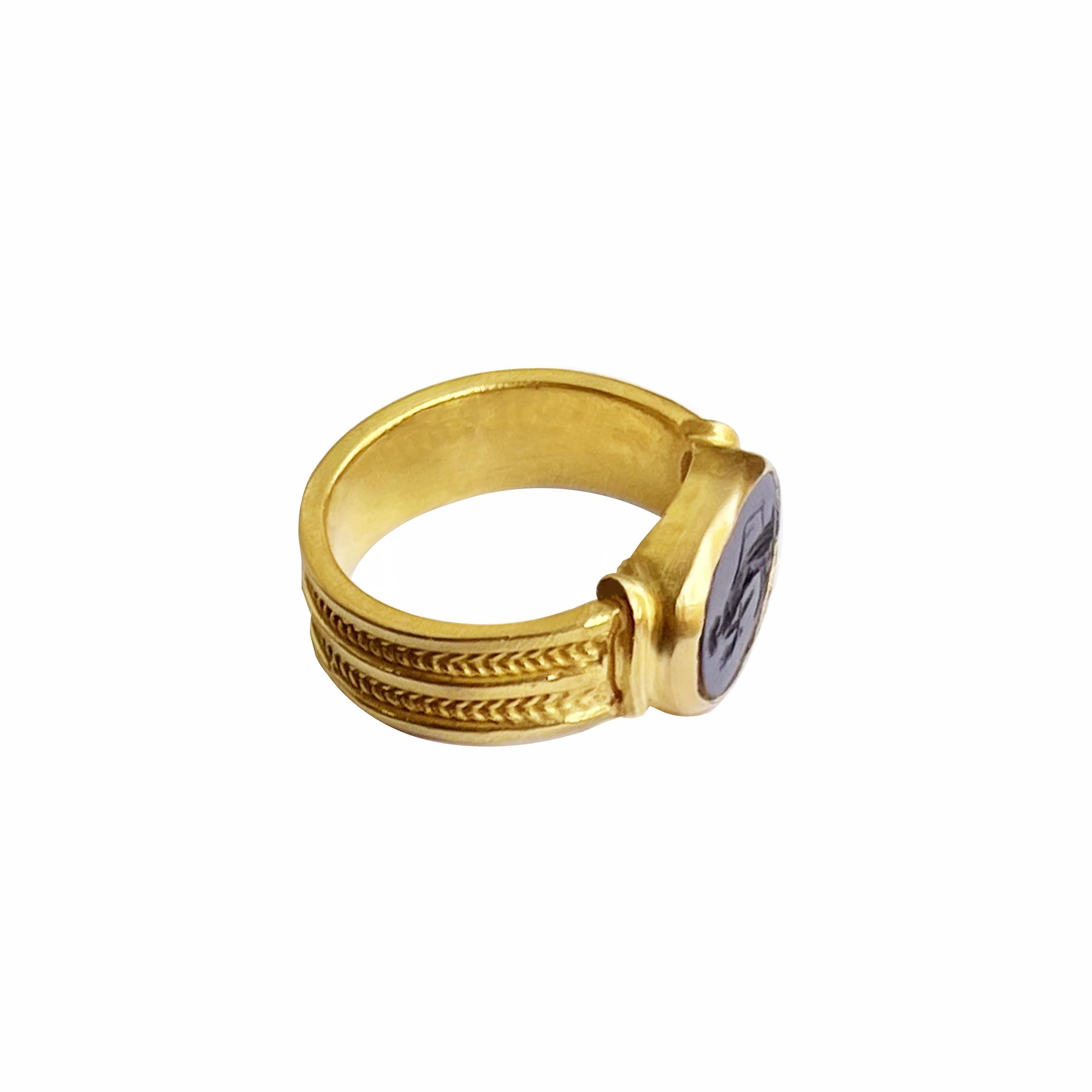 In this 18 Kt gold ring entirely handmade by our goldsmiths an authentic Roman intaglio (1st century AD) is set, depicting the goddess Fortuna with her classic attributes: rudder and Cornucopia.
Fortuna (Latin: Fortūna, equivalent to the Greek