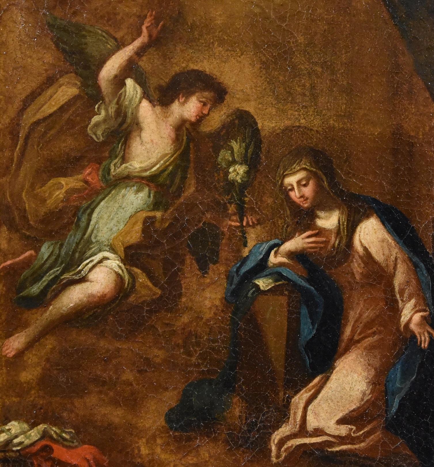 Annunciation 17/18th Century Paint Italian Old master Oil in canvas Religious - Brown Portrait Painting by Roman (or Tuscan) painter of the 17th / 18th century