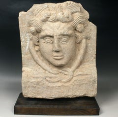 Roman relief of Medusa and Hercules knot