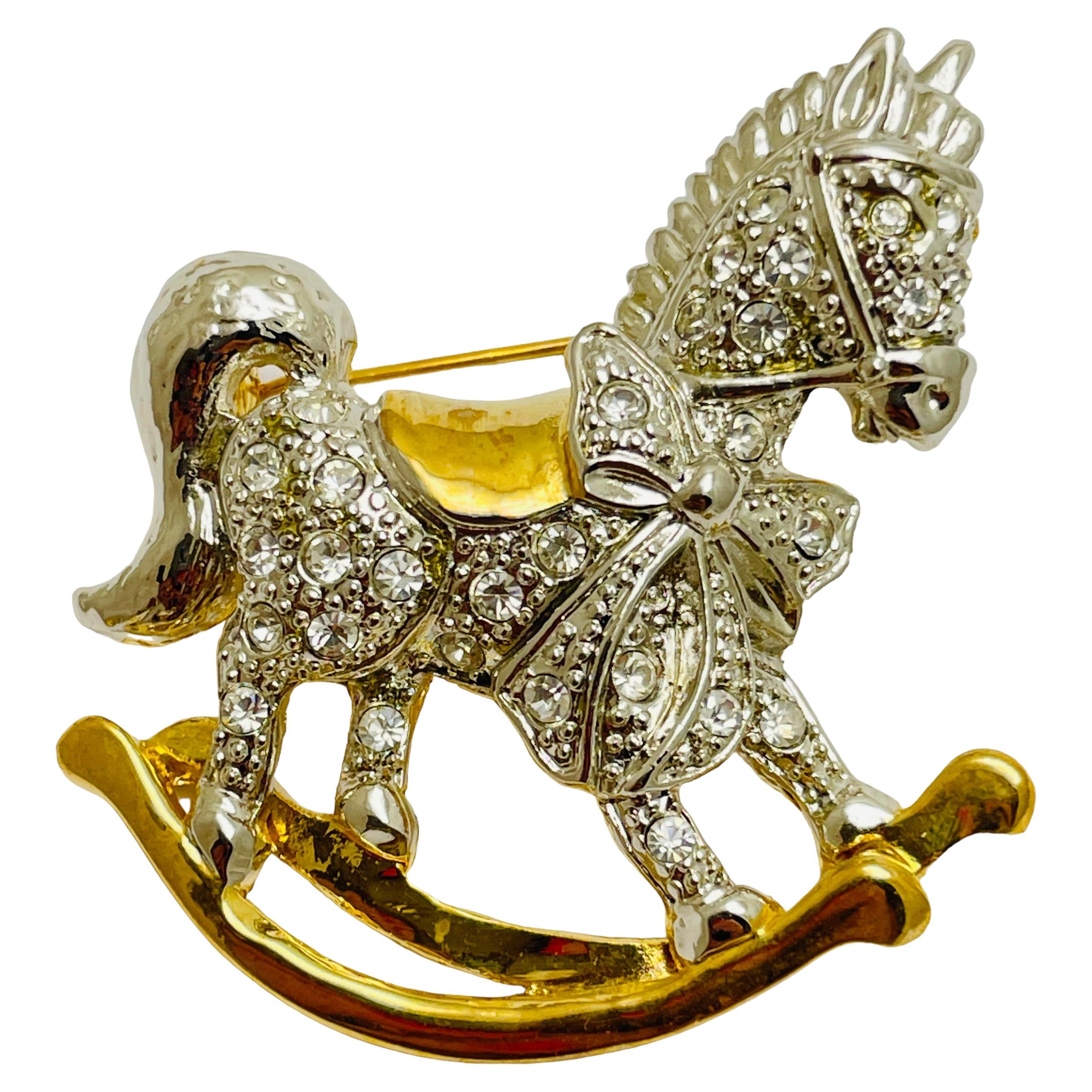 ROMAN signed gold rhinestones horse swing designer brooch For Sale