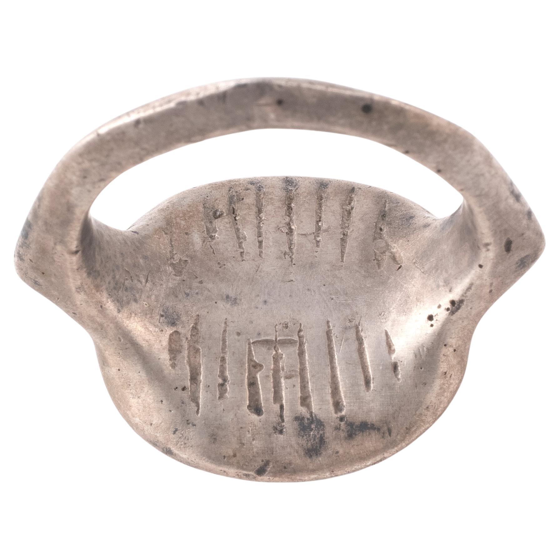 Roman Silver Signet Ring with the she-wolf of rome 1st-3rd century AD
Top size : 21mm
Size 7 1/2
Weight 17,25gr.