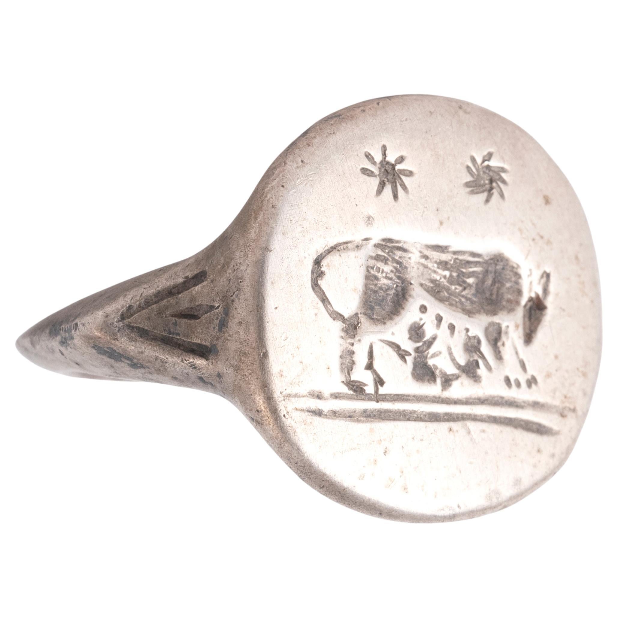Classical Roman Roman Silver Signet Men's Ring With The She-Wolf Of Rome For Sale