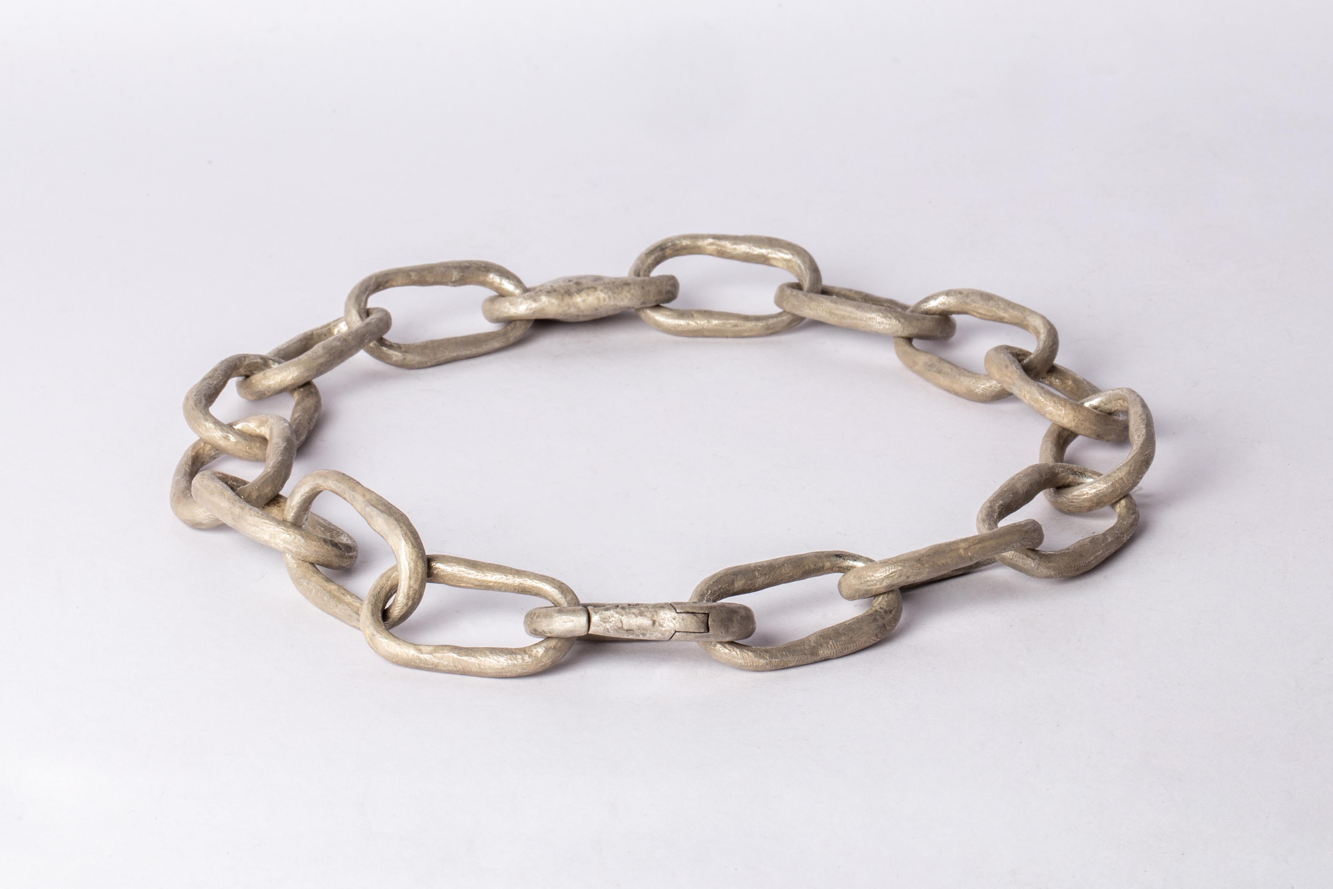 Women's or Men's Roman Small Link Necklace w/ Small Closed Link (45cm, DA) For Sale