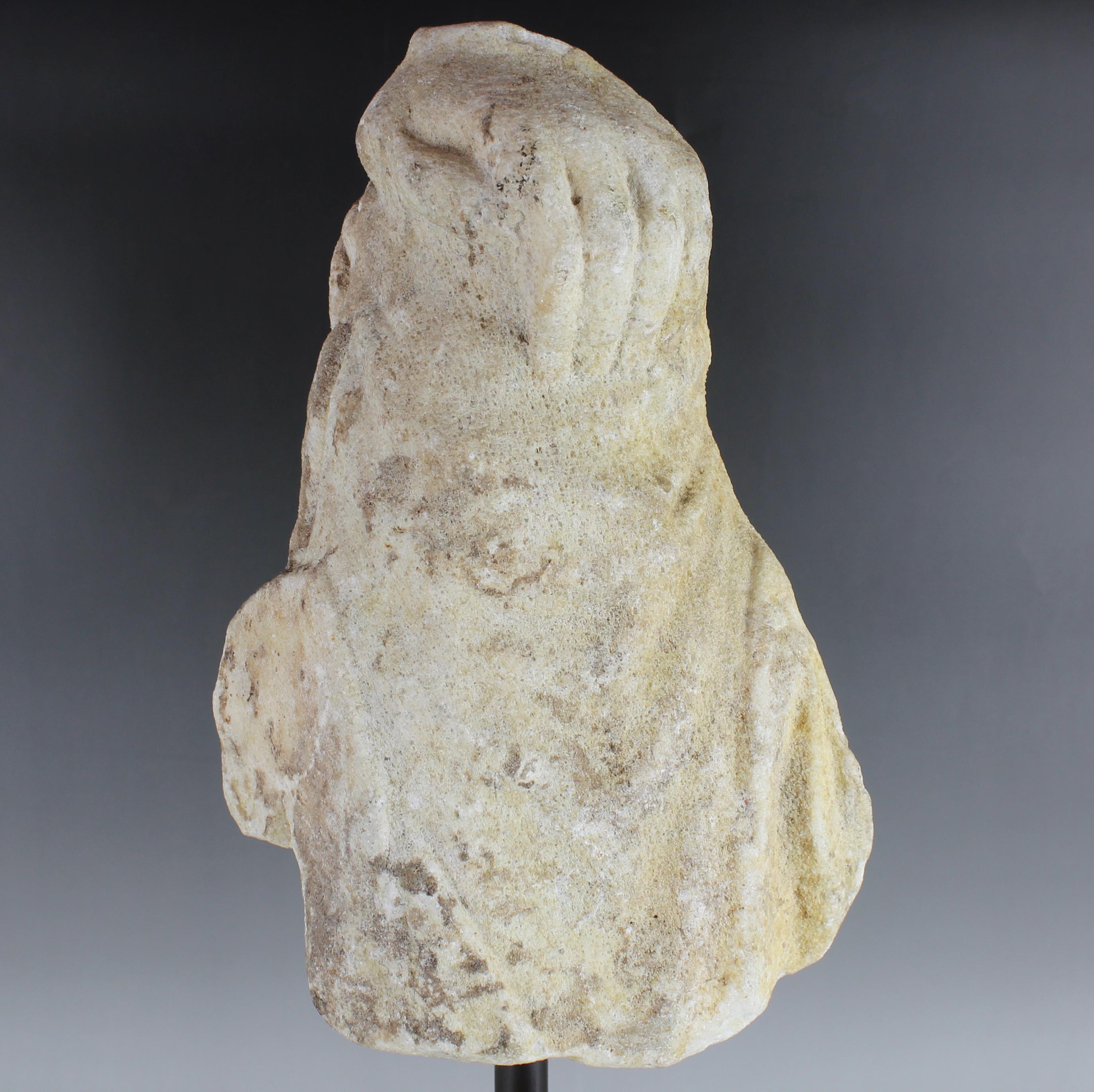 Roman statuette of Dionysos with hand over his head In Good Condition In EL CAMPELLO, ES
