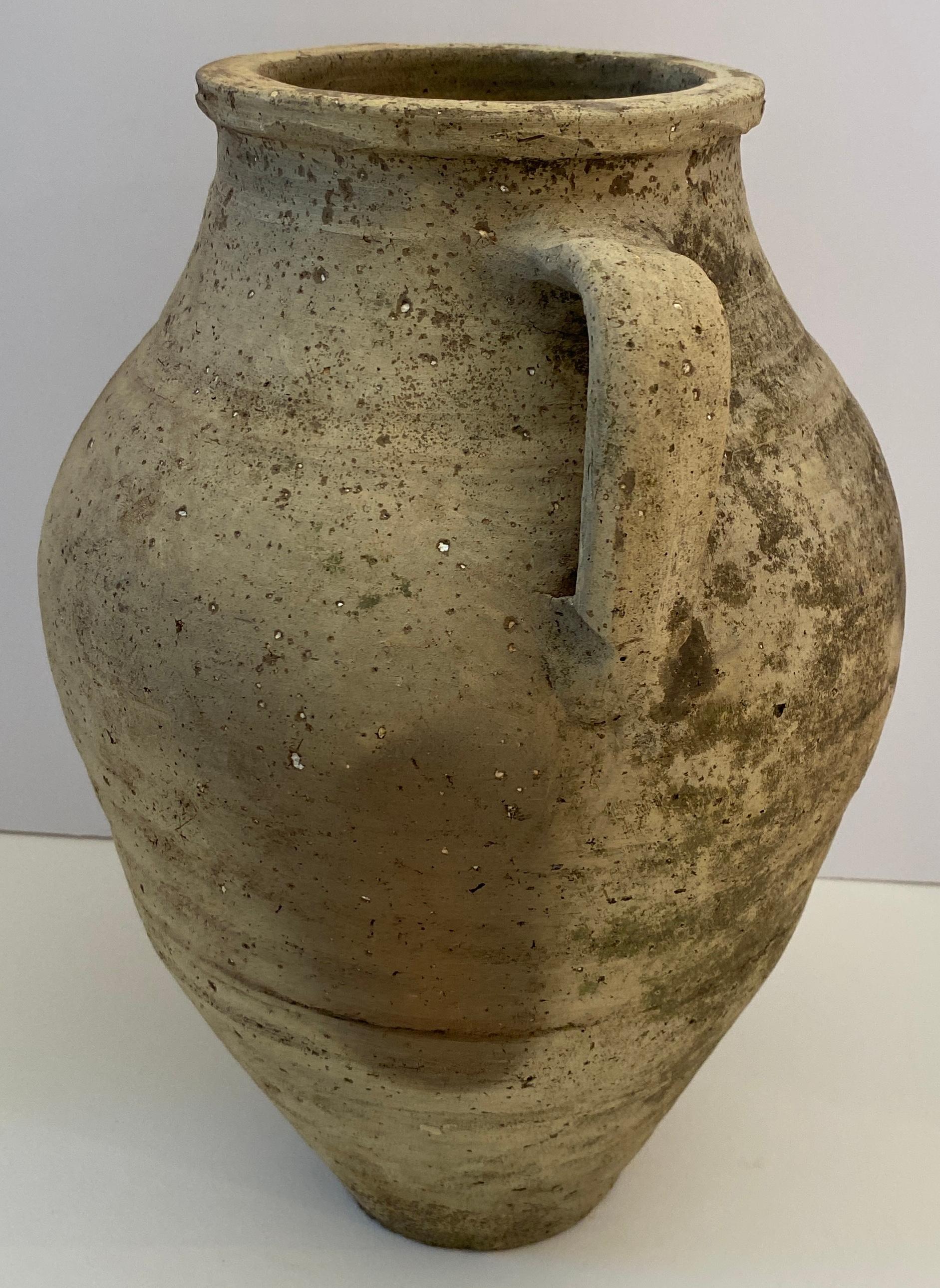 Romano classico Unglazed Roman Style Clay Pot with Handles, Decorative Pots in vendita