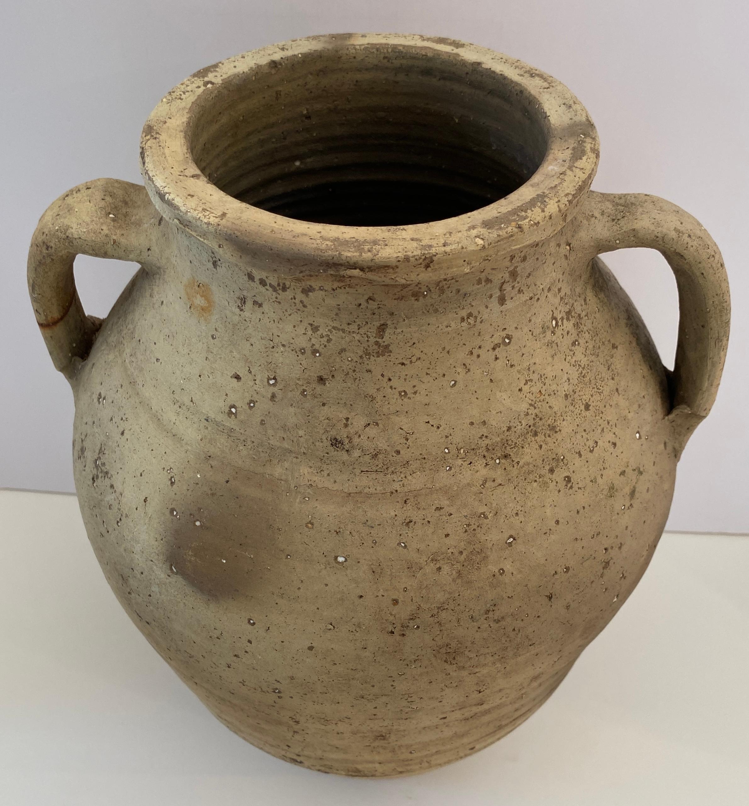 Italiano Unglazed Roman Style Clay Pot with Handles, Decorative Pots in vendita