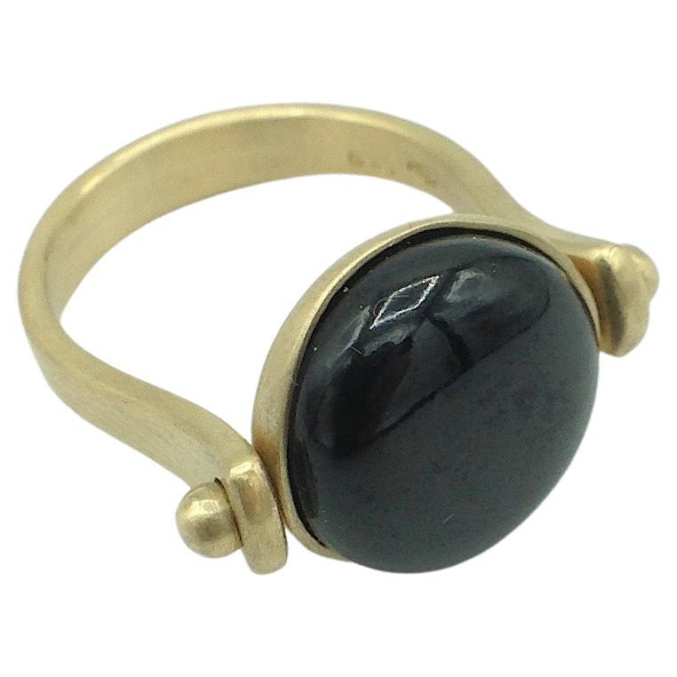Roman Style Reversible Black Jade Yellow 18 Karat Gold Made in Italy Ring For Sale