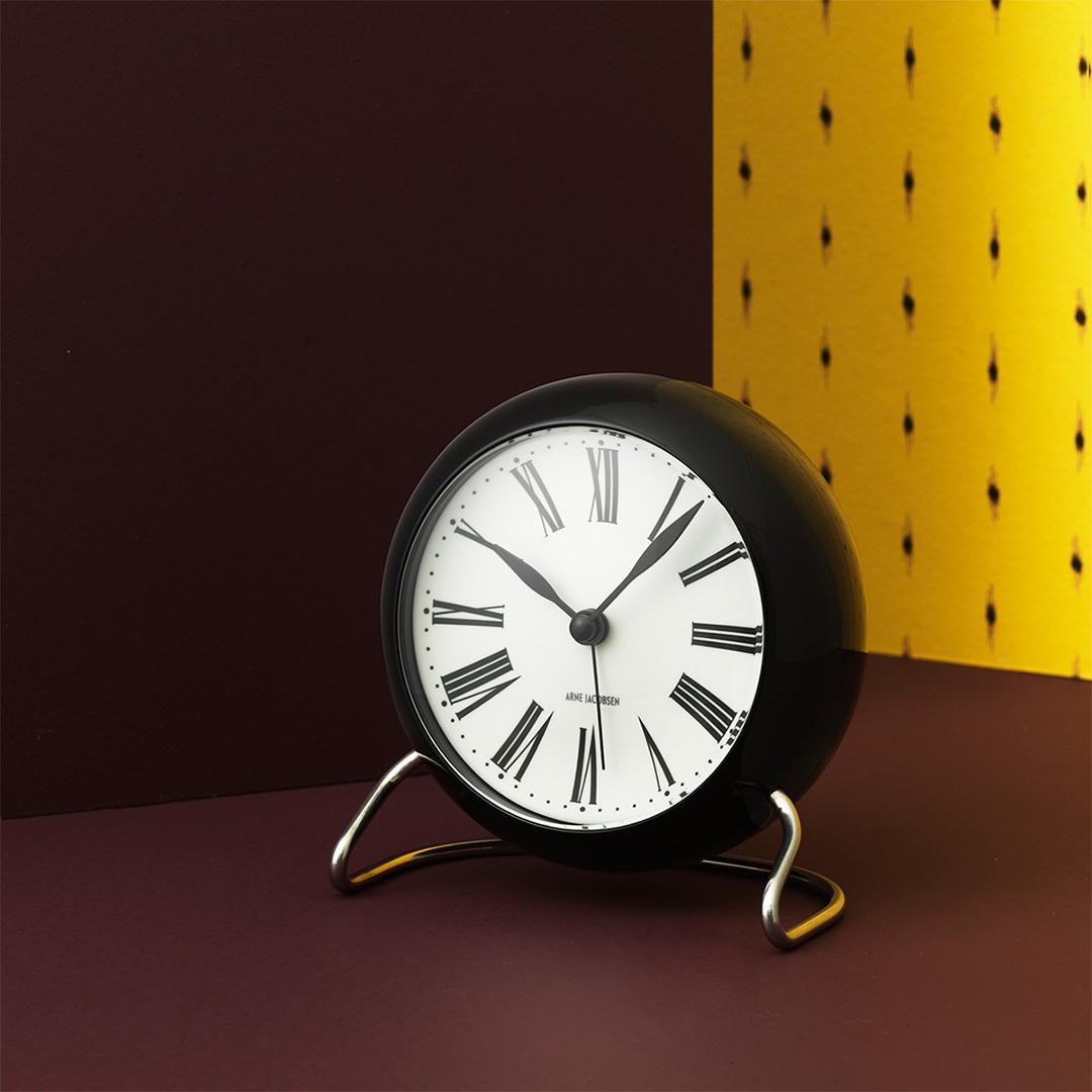 Chinese Roman Table Clock White/Black For Sale