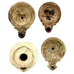 Lampes à huile romaines en terre cuite, ensemble de quatre