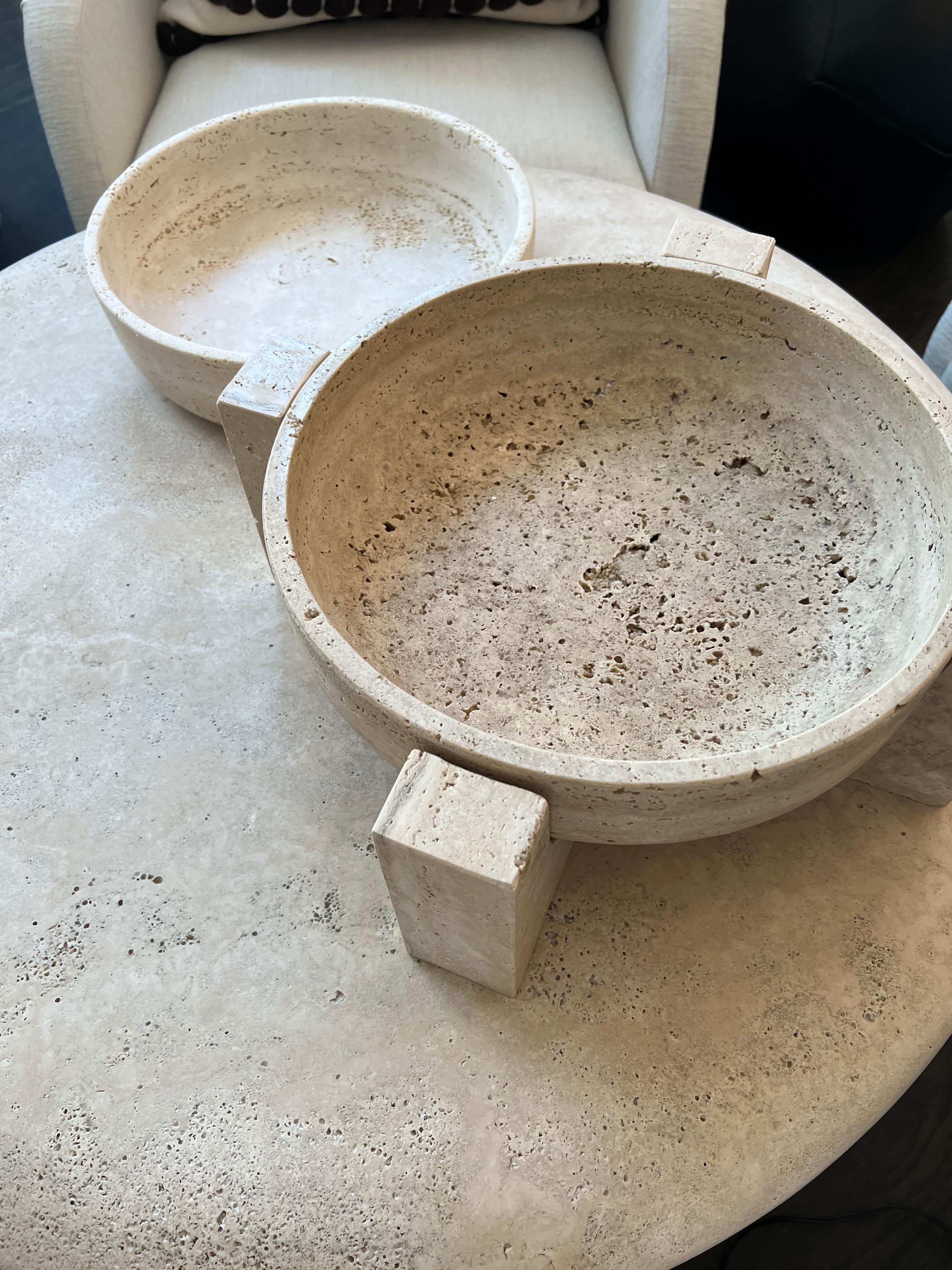 Modern Roman Travertine Bowl on Stand by Le Lampade