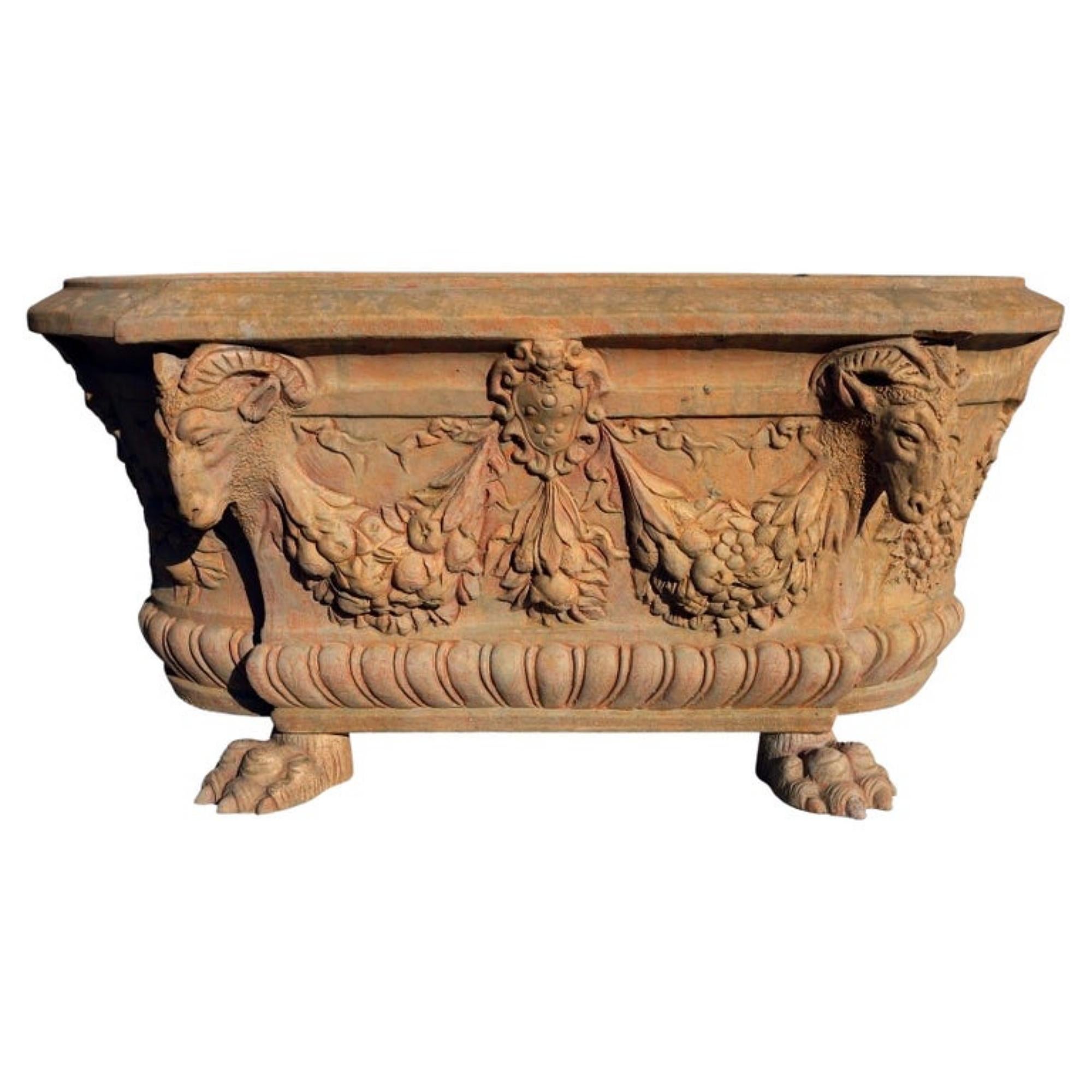 Baroque Roman Tub in Terracotta, Late 19th Century For Sale