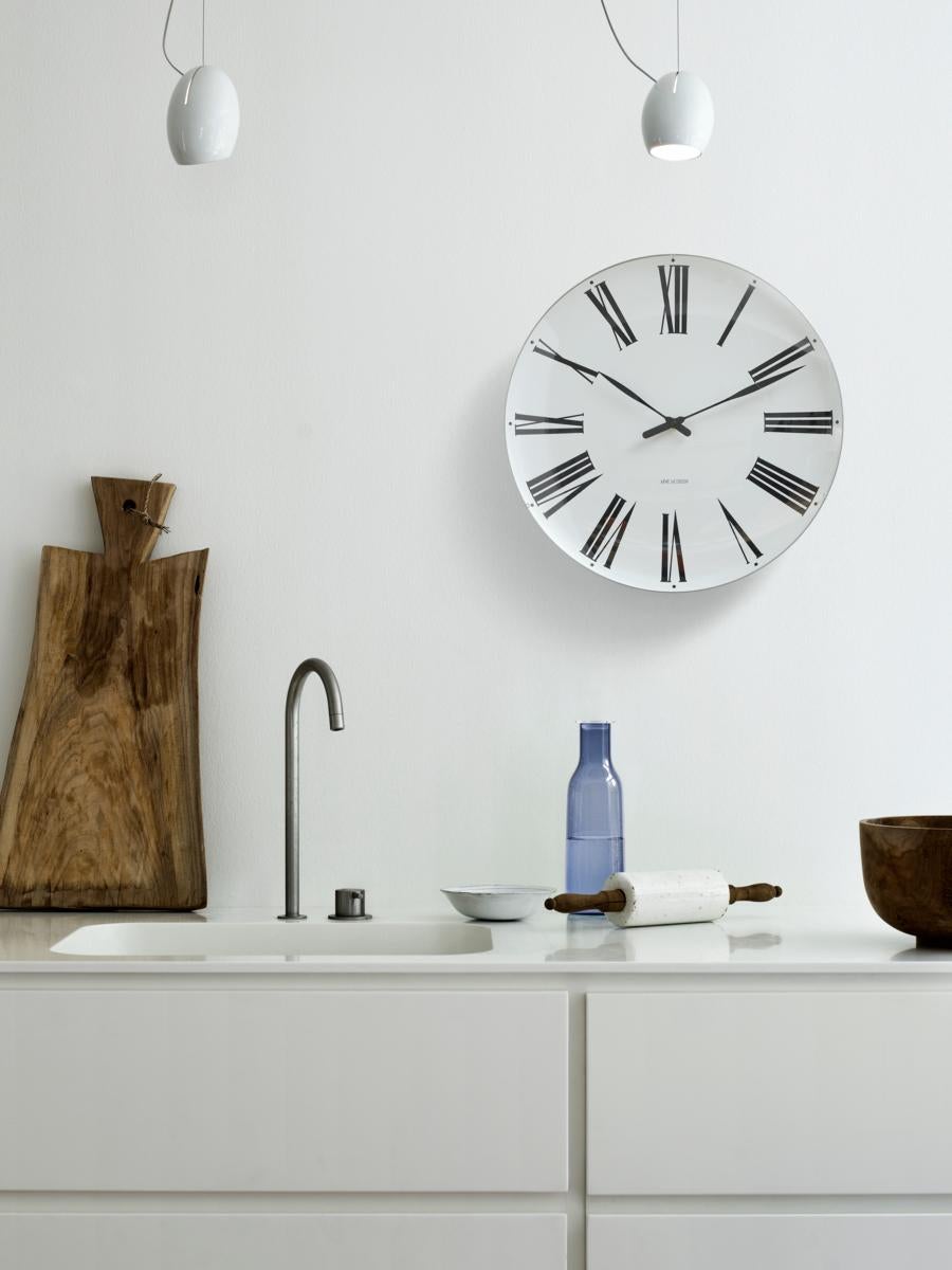 Roman Wall Clock, White/Black, 
 Ø: 18.9