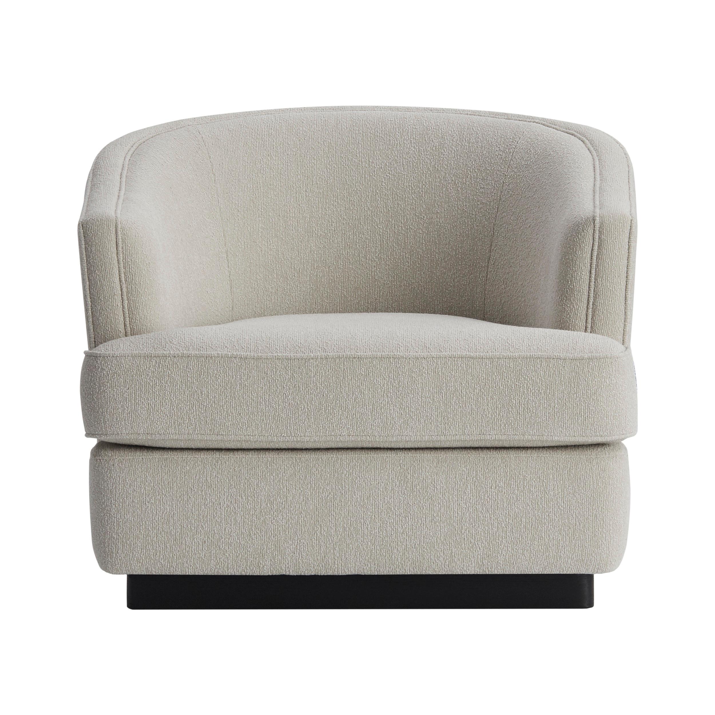 ROMANA armchair, with lacquered wooden plinth, is a very classic and comfortable piece with an incomparable quality, made to be used on a daily basis.‎ Romana is available in a wide range of fabrics, eco-leather, natural leather or COM, and is