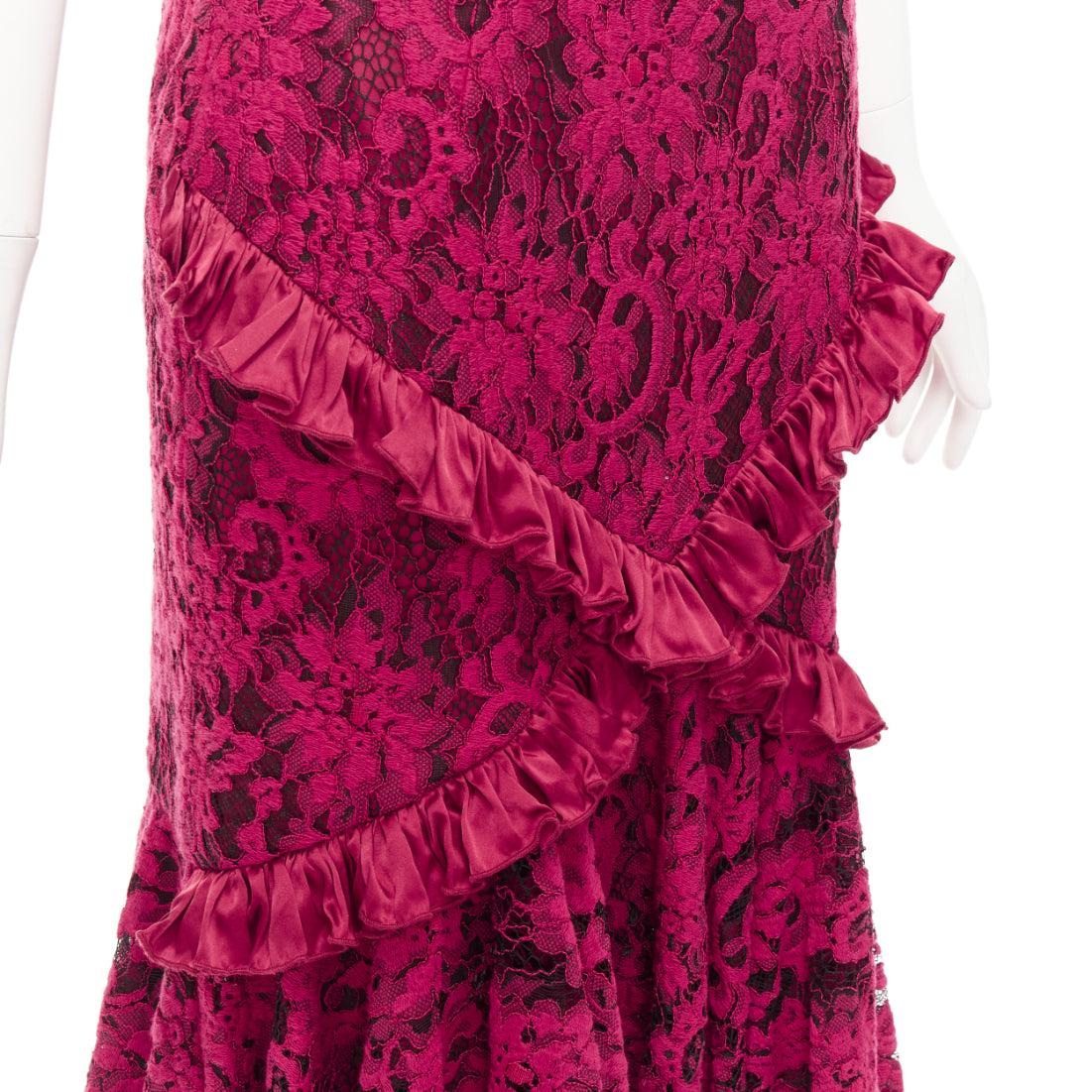 ROMANCE WAS BORN red cotton silk blend floral lace bias ruffle midi skirt AUS8 S
Reference: KEDG/A00313
Brand: Romance Was Born
Material: Cotton, Silk, Blend
Color: Red, Black
Pattern: Floral
Closure: Zip
Lining: Black Fabric
Extra Details: Back