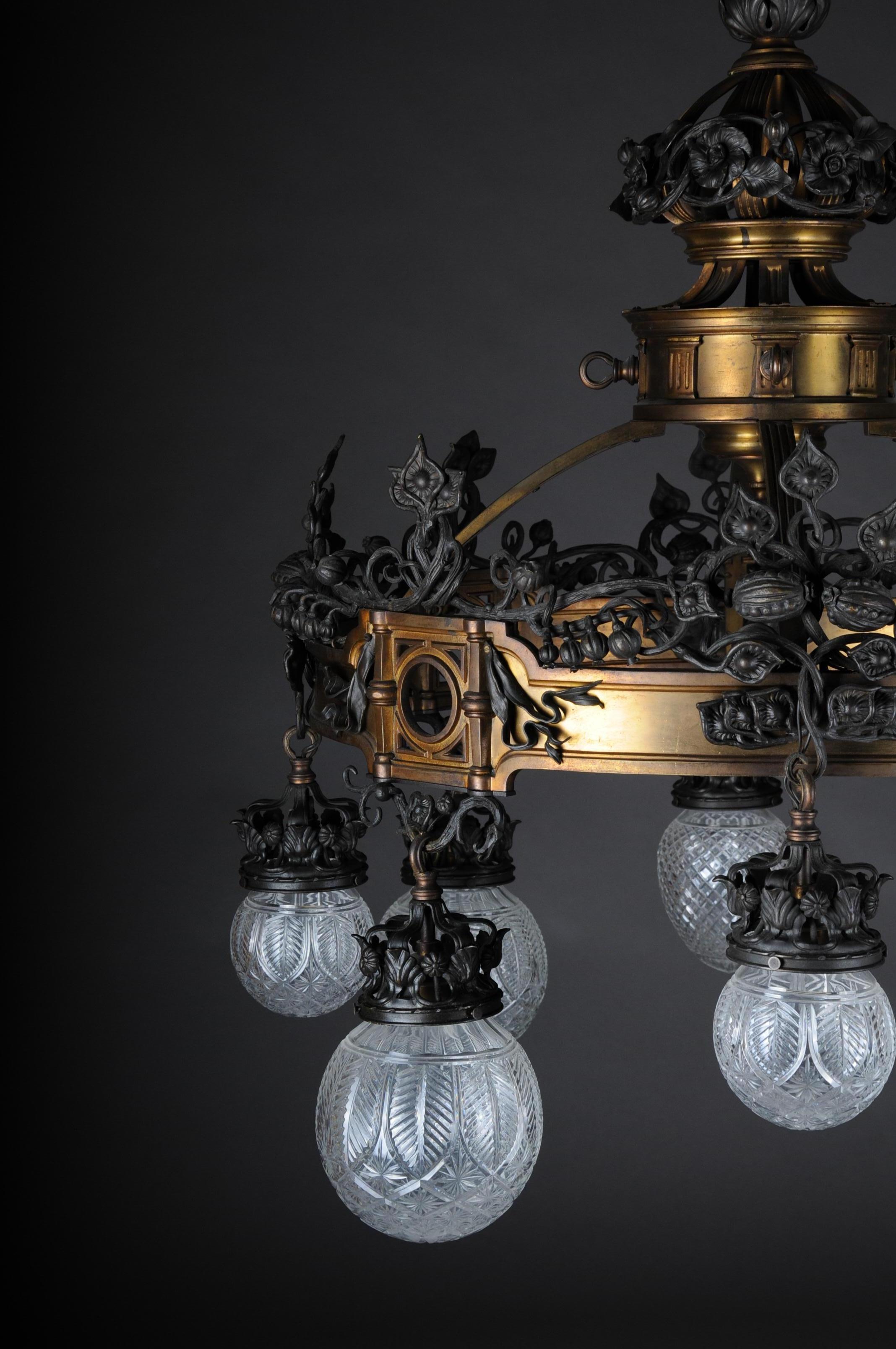 Romanesque Art Nouveau Chandelier Bronze, France, circa 1900 In Good Condition In Berlin, DE