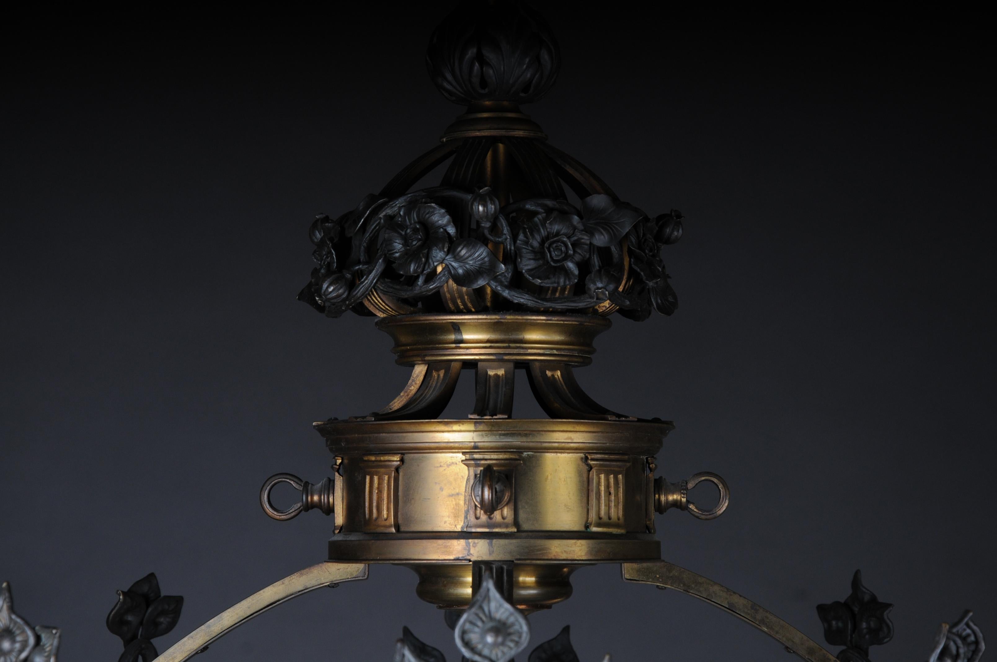Late 19th Century Romanesque Art Nouveau Chandelier Bronze, France, circa 1900