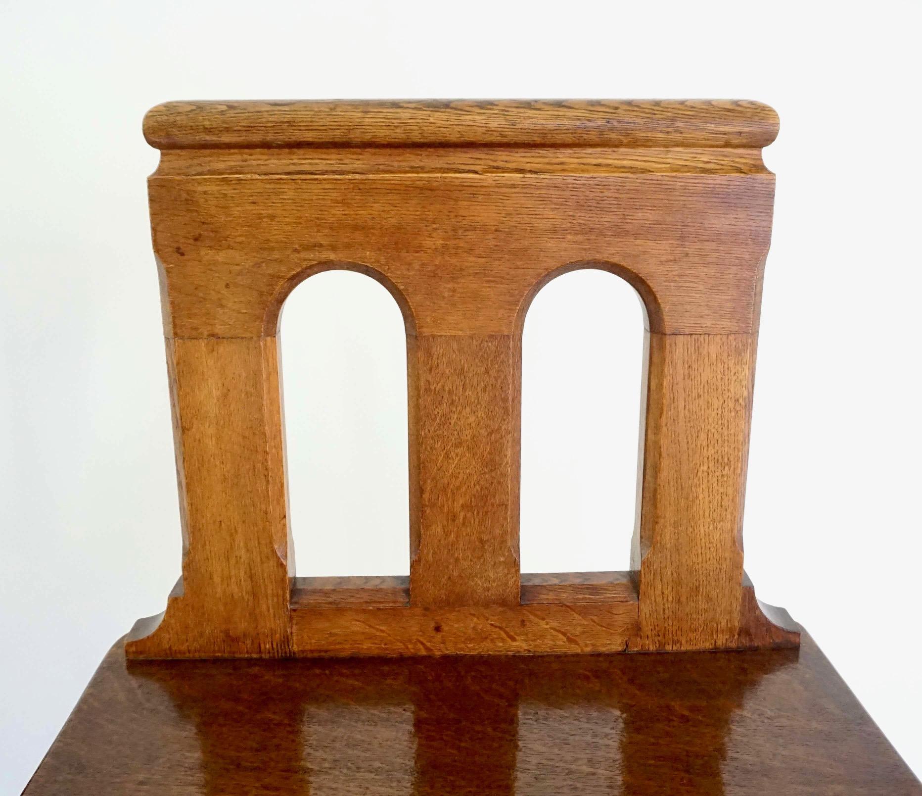 French Romanesque Revival Oak Hall Seats or Chairs, circa 1900 In Good Condition For Sale In Kinderhook, NY