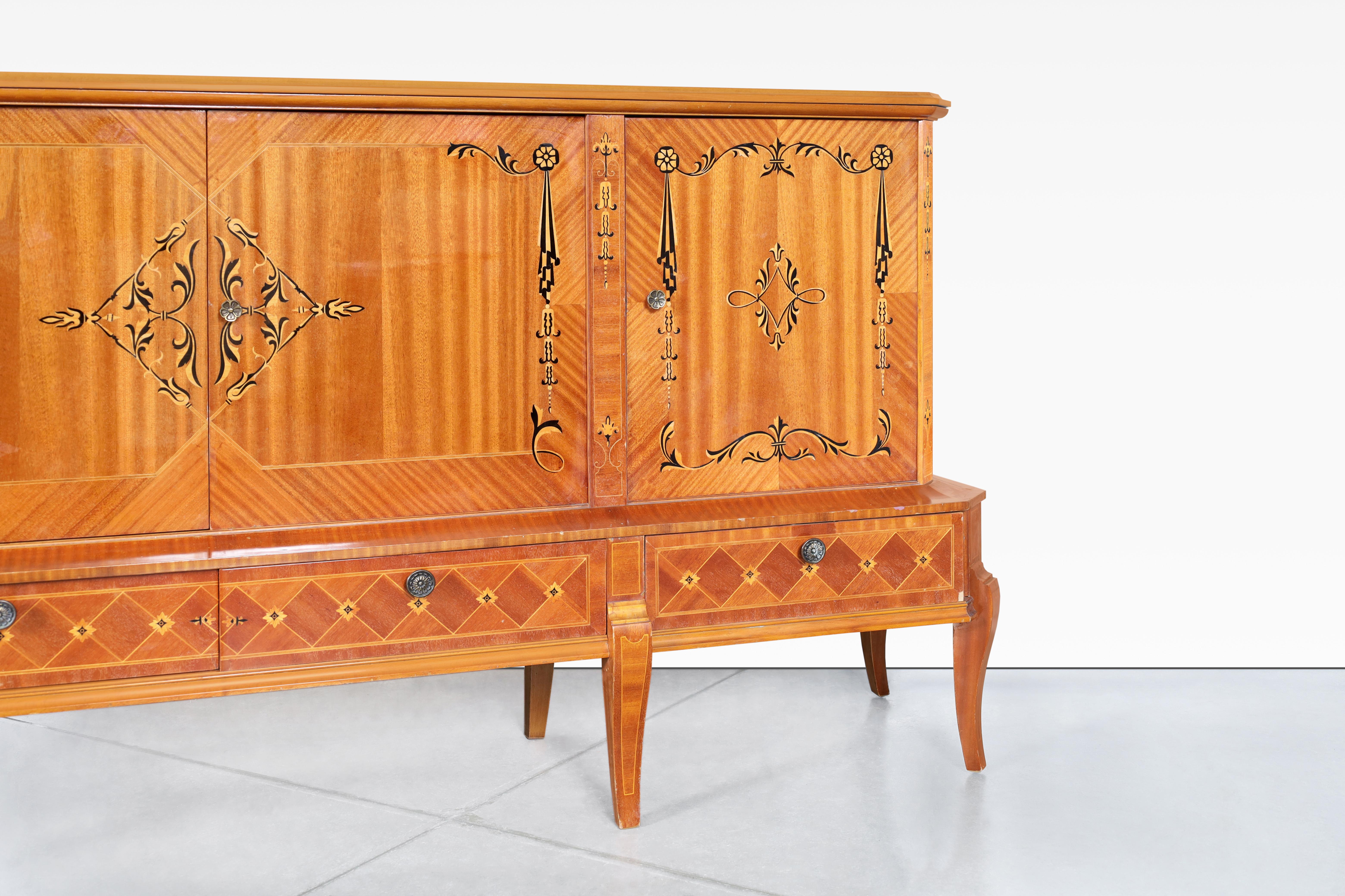 Legno Credenza Art Deco rumena con intarsi in Wood esotico in vendita