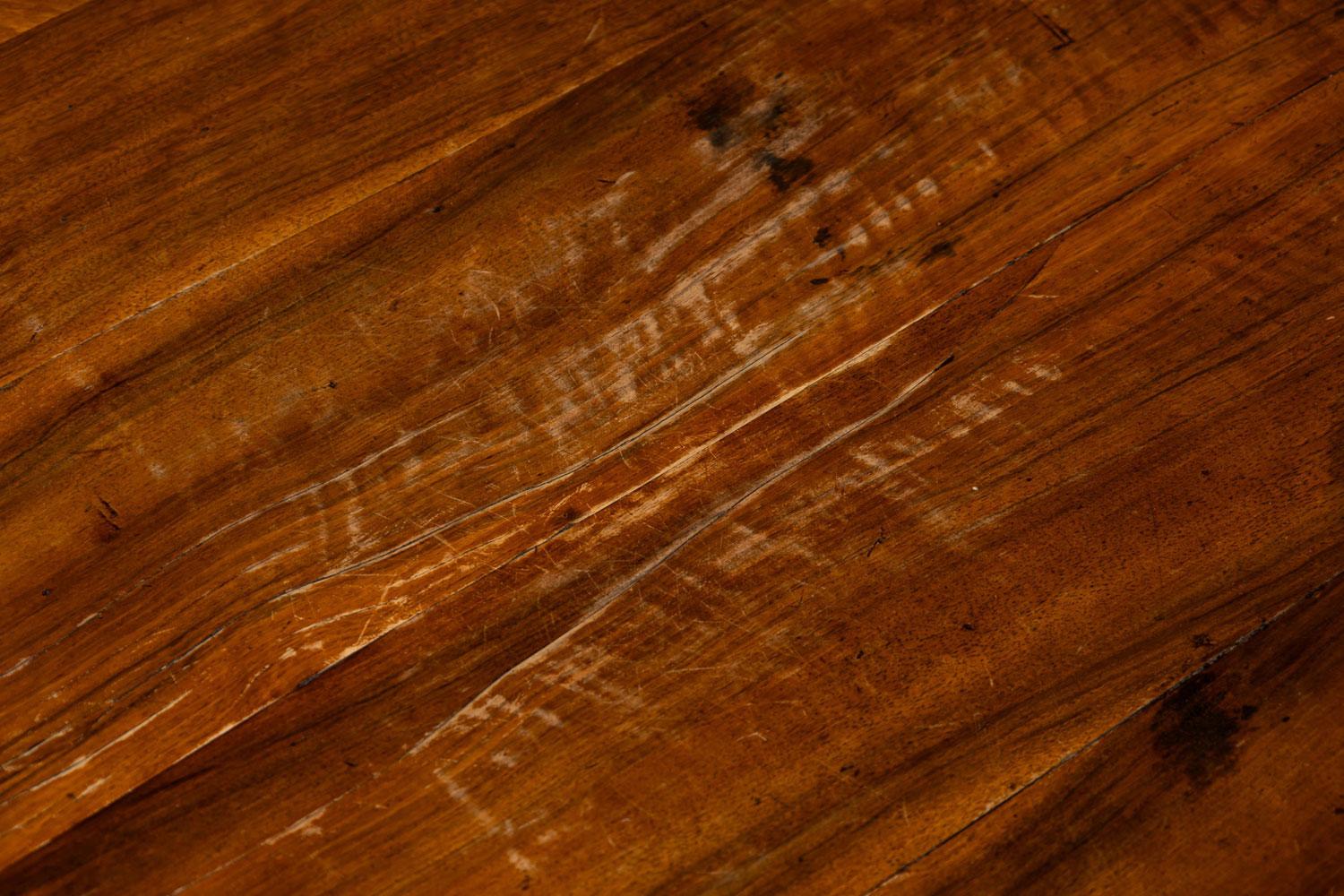 Romanian Biedermeier 3-Drawer Burlwood Chest / Commode in vendita 1