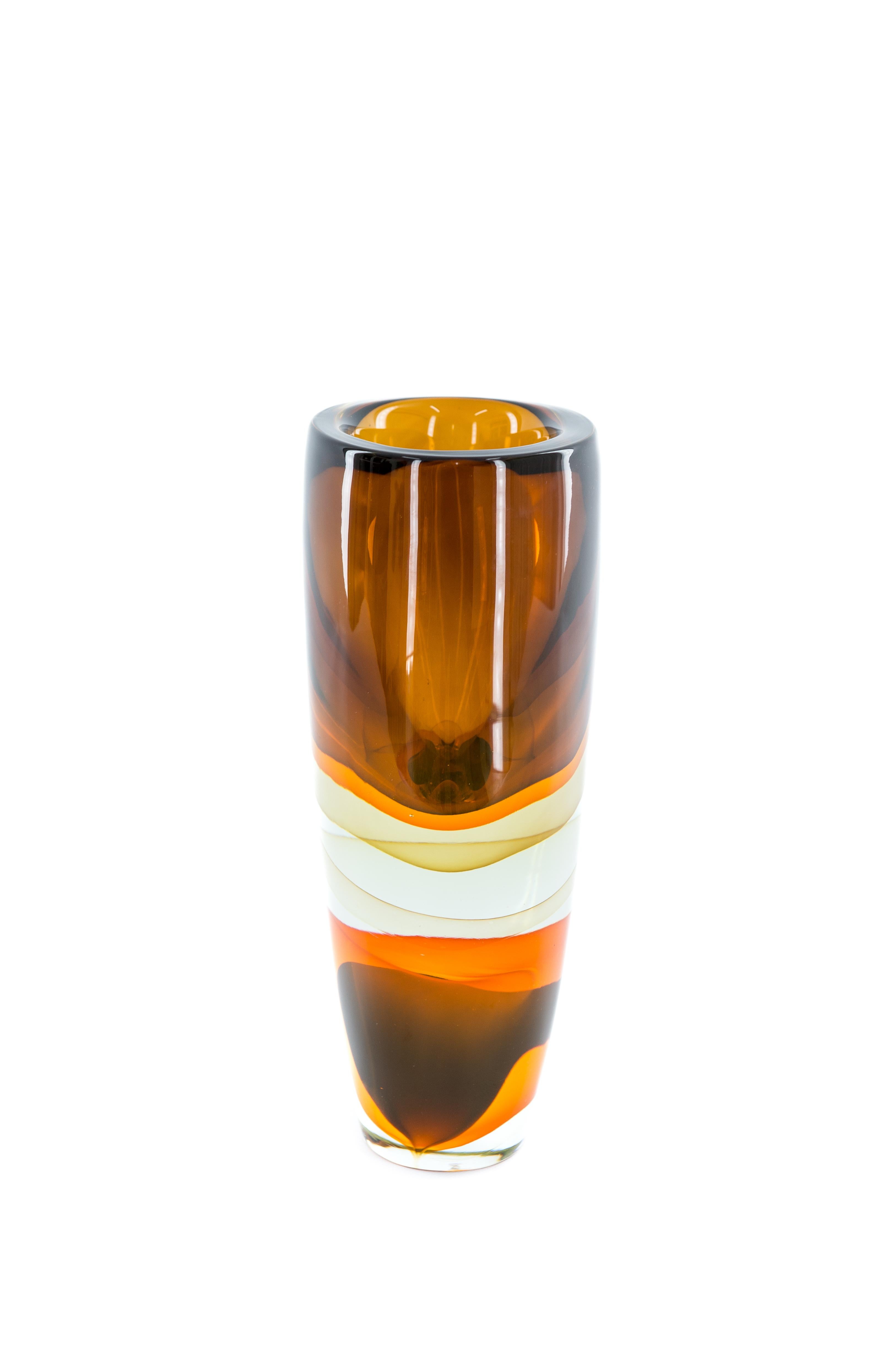 Romano Donà Murano Glass Vase, Sommerso Cased Art, circa 1980s For Sale 3
