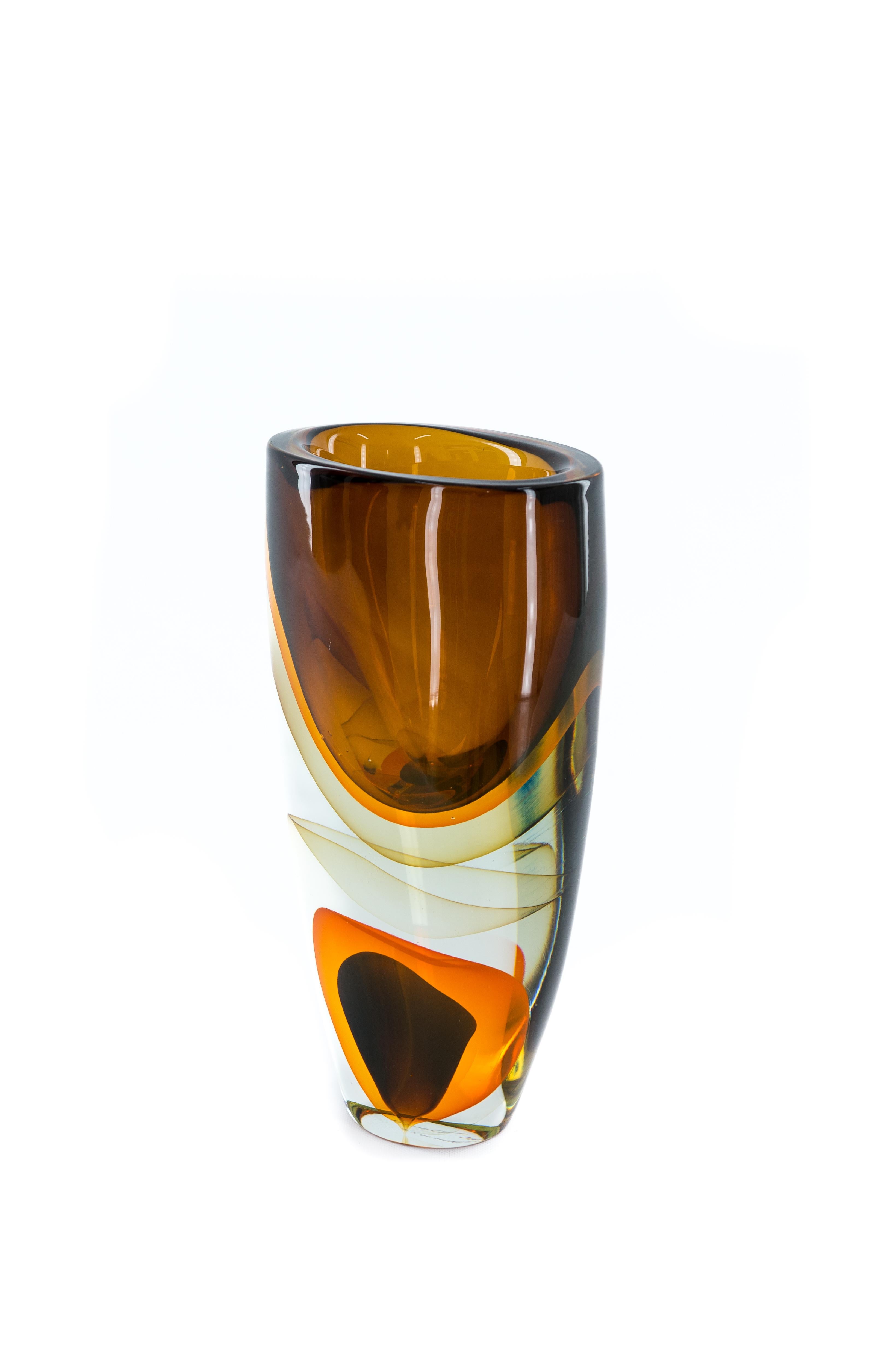 Romano Donà Murano Glass Vase, Sommerso Cased Art, circa 1980s For Sale 6
