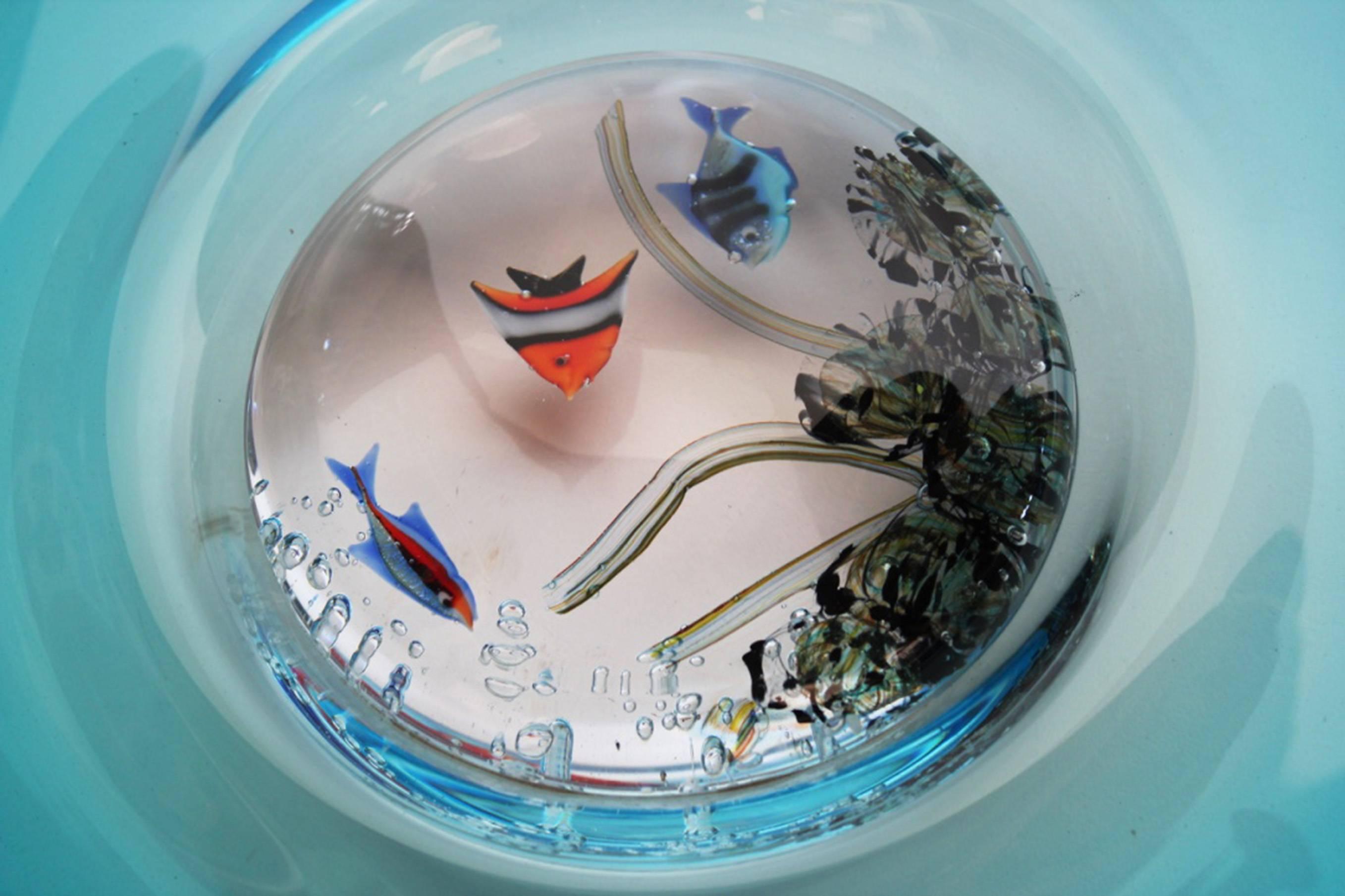 Italian Romano Dona, Murano Glass, Fish Aquarium Disc Sculpture, 20th Century For Sale