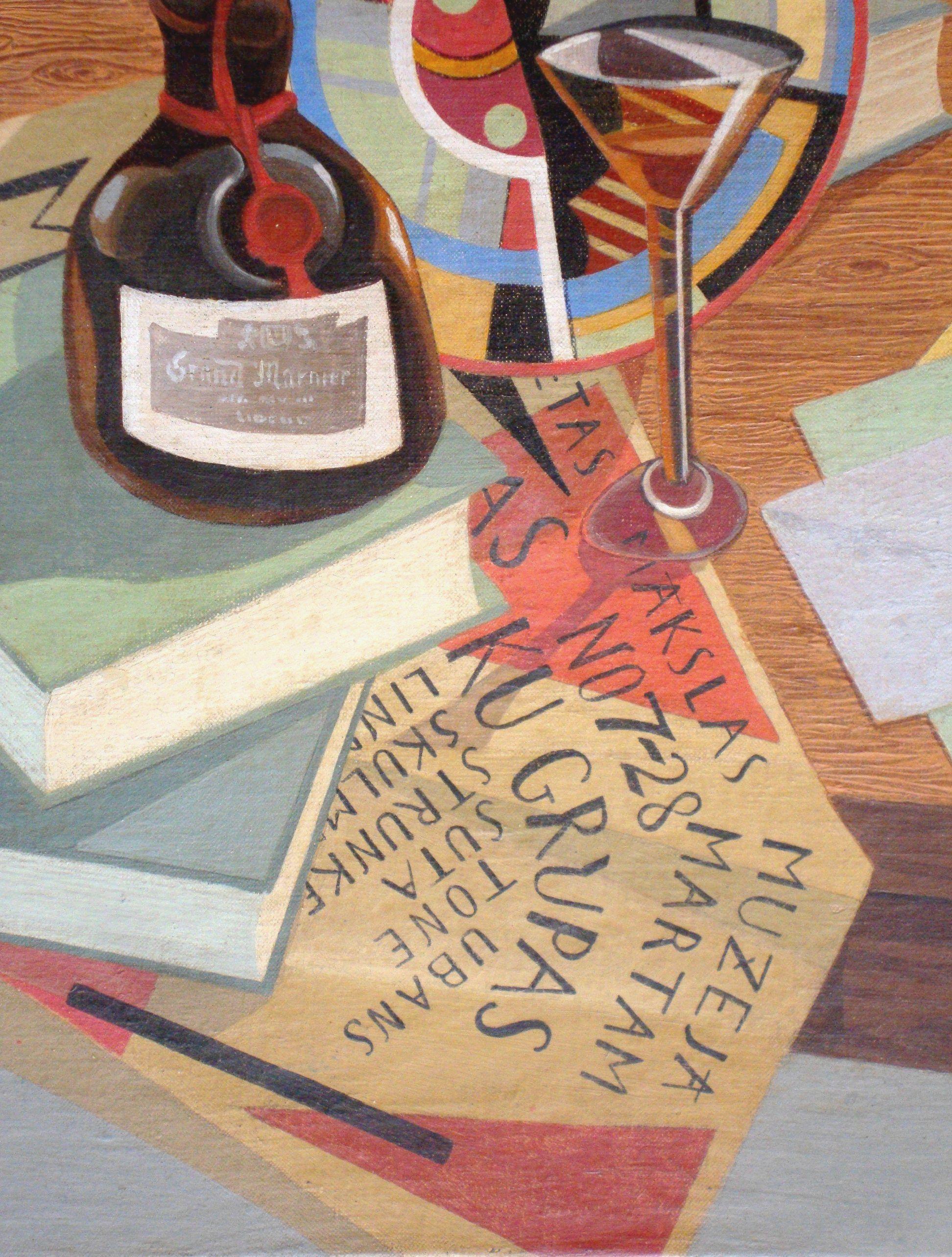 Natura morta con piatto, poster e bottiglia di liquore. 1929. Olio/tela, 69x50 cm - Painting di Romans Suta