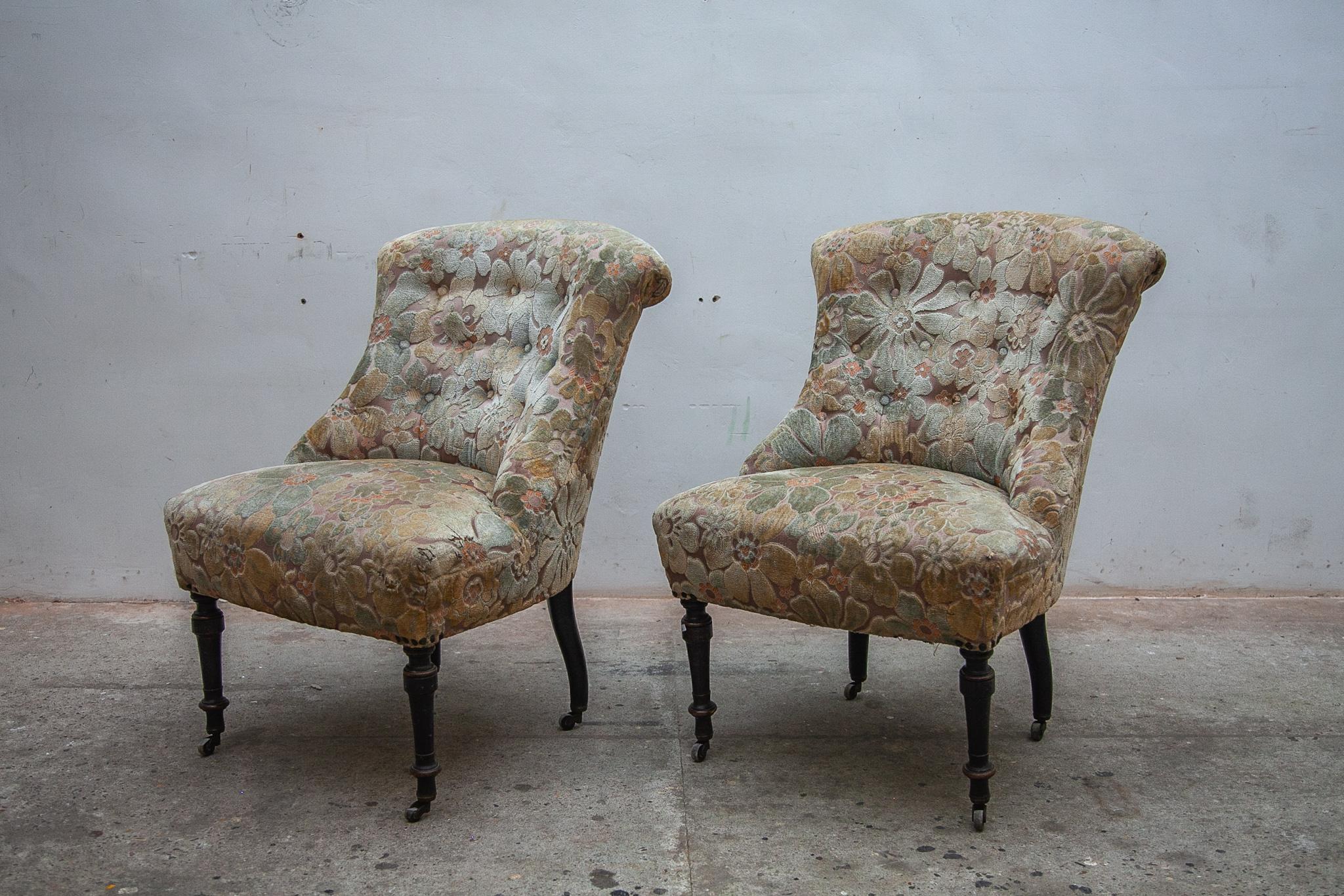 Romantic 19 Century Victorian Club Chairs 4