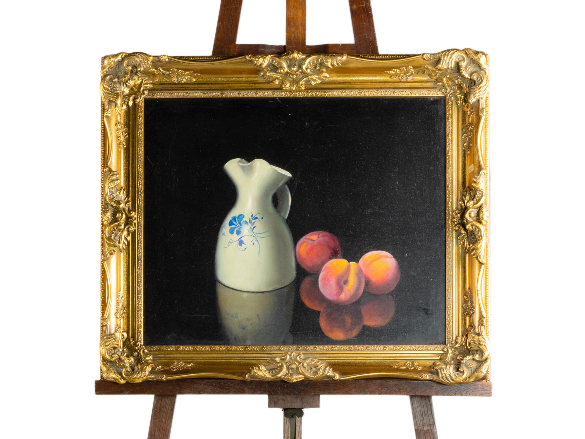 A still life painting of a gallant scene with peaches and a porcelain jug by Talavera de la Reina on a mirrored melancholic background.

Frame 69 x 60 cm Depth 8 cm 
Canvas 55 x 46 cm