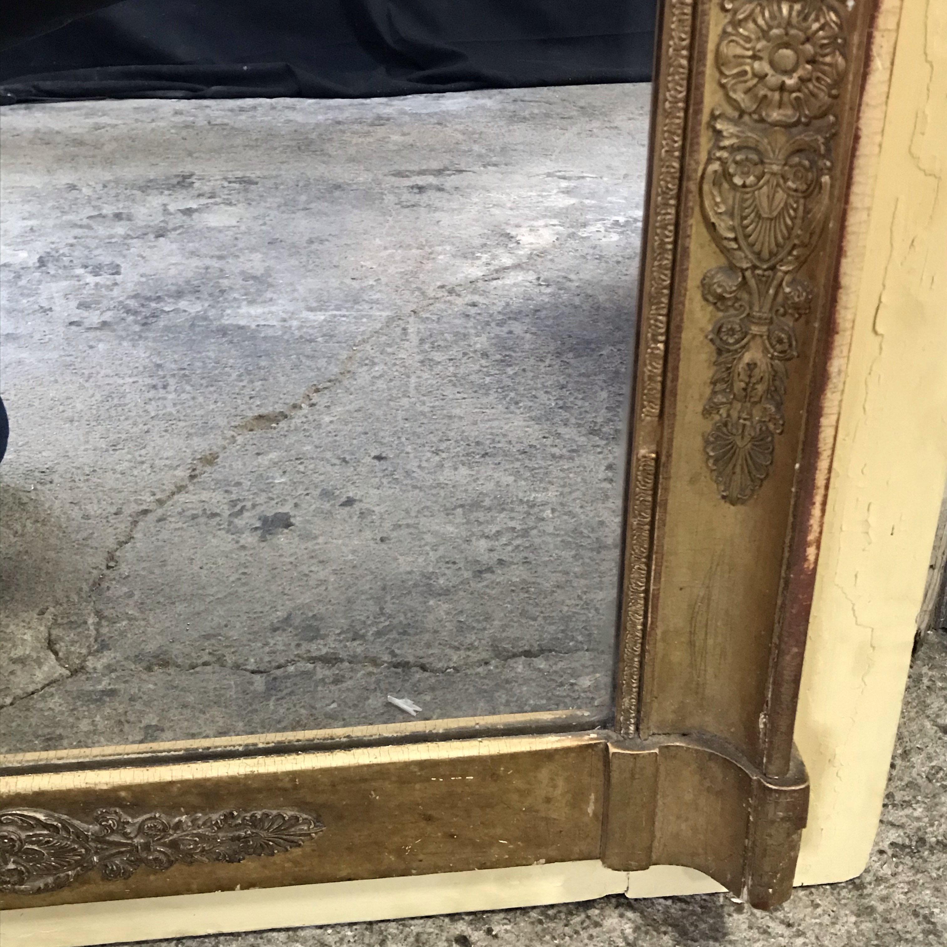 Romantic 19th Century Trumeau Mirror with Gold Gilt Frame 12