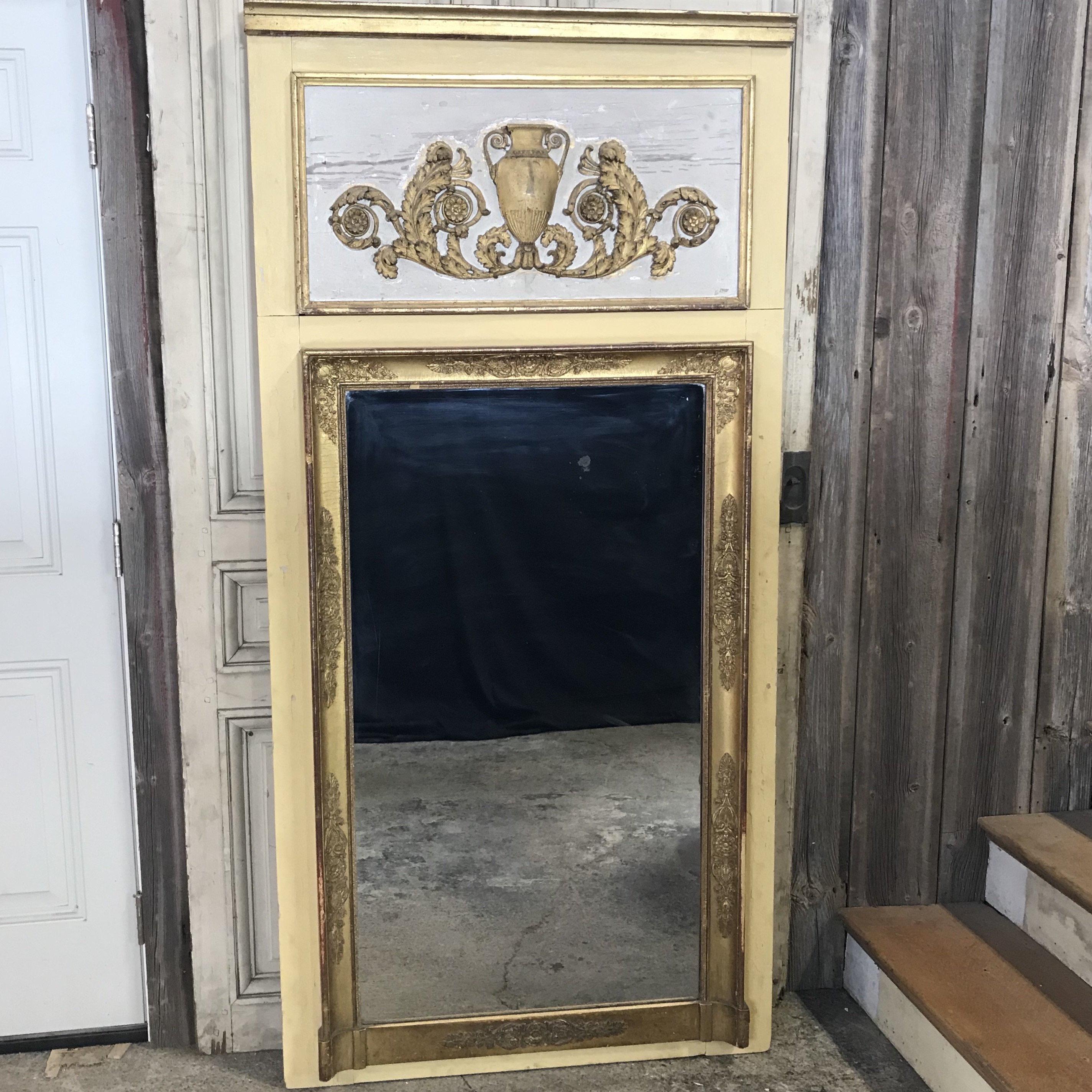 Louis XVI Romantic 19th Century Trumeau Mirror with Gold Gilt Frame