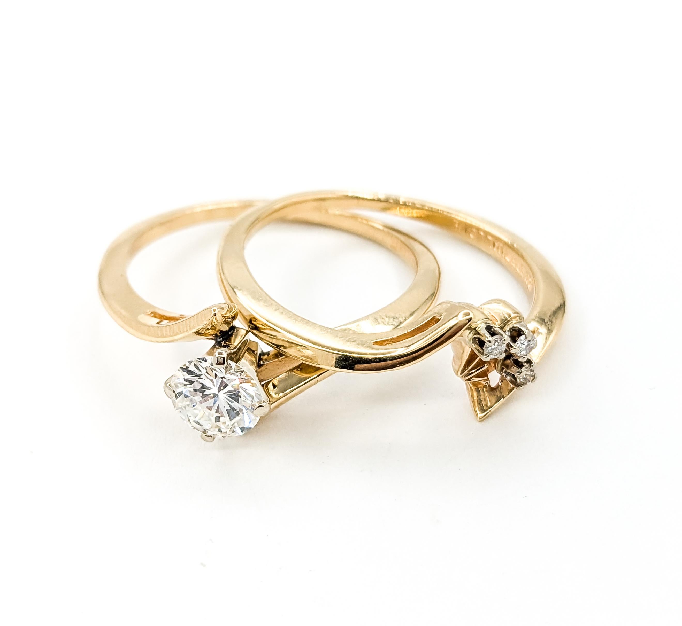 Bague de fiançailles romantique en or jaune avec un diamant de 0,67ctw Excellent état - En vente à Bloomington, MN