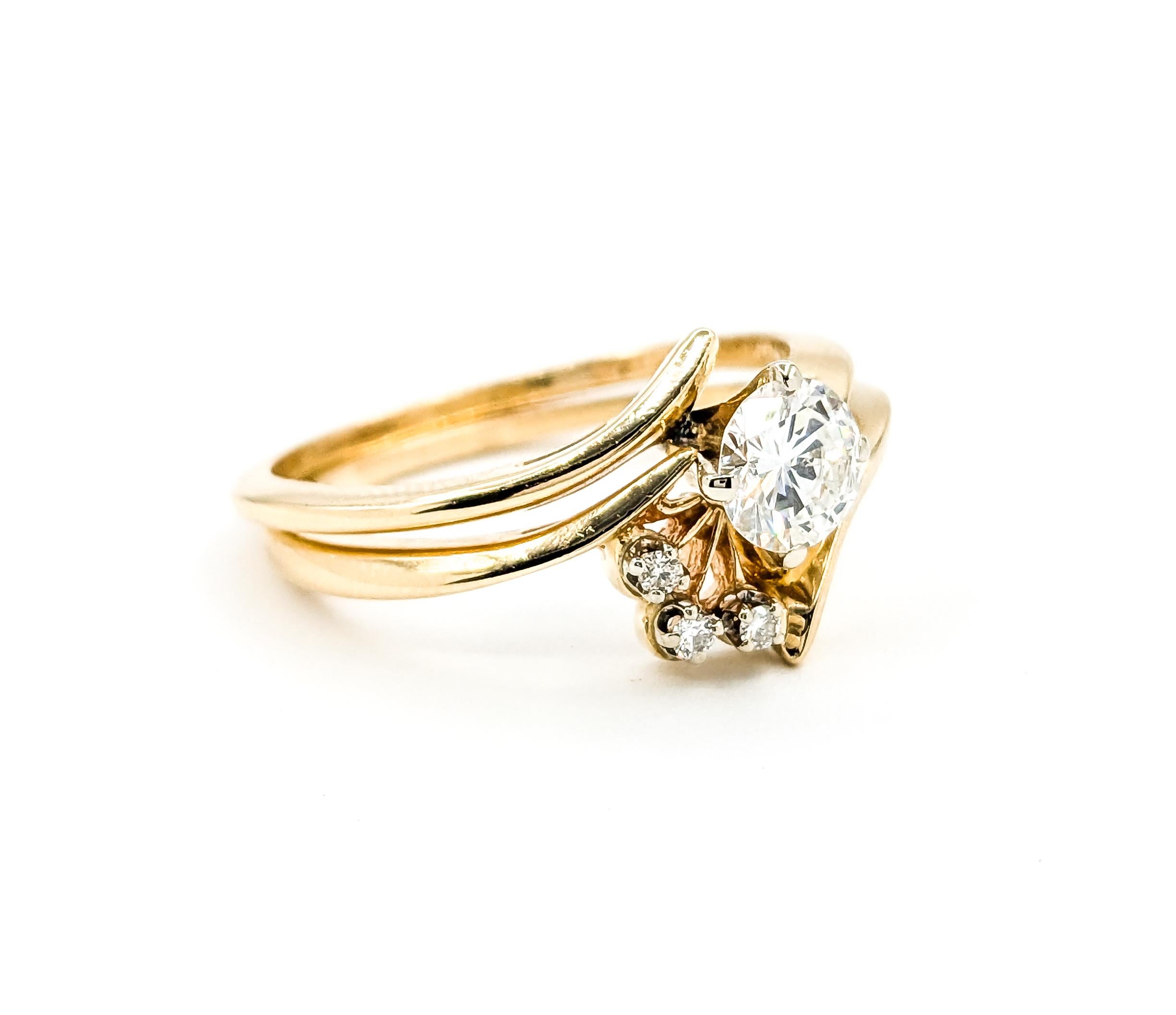 Bague de fiançailles romantique en or jaune avec un diamant de 0,67ctw en vente 3