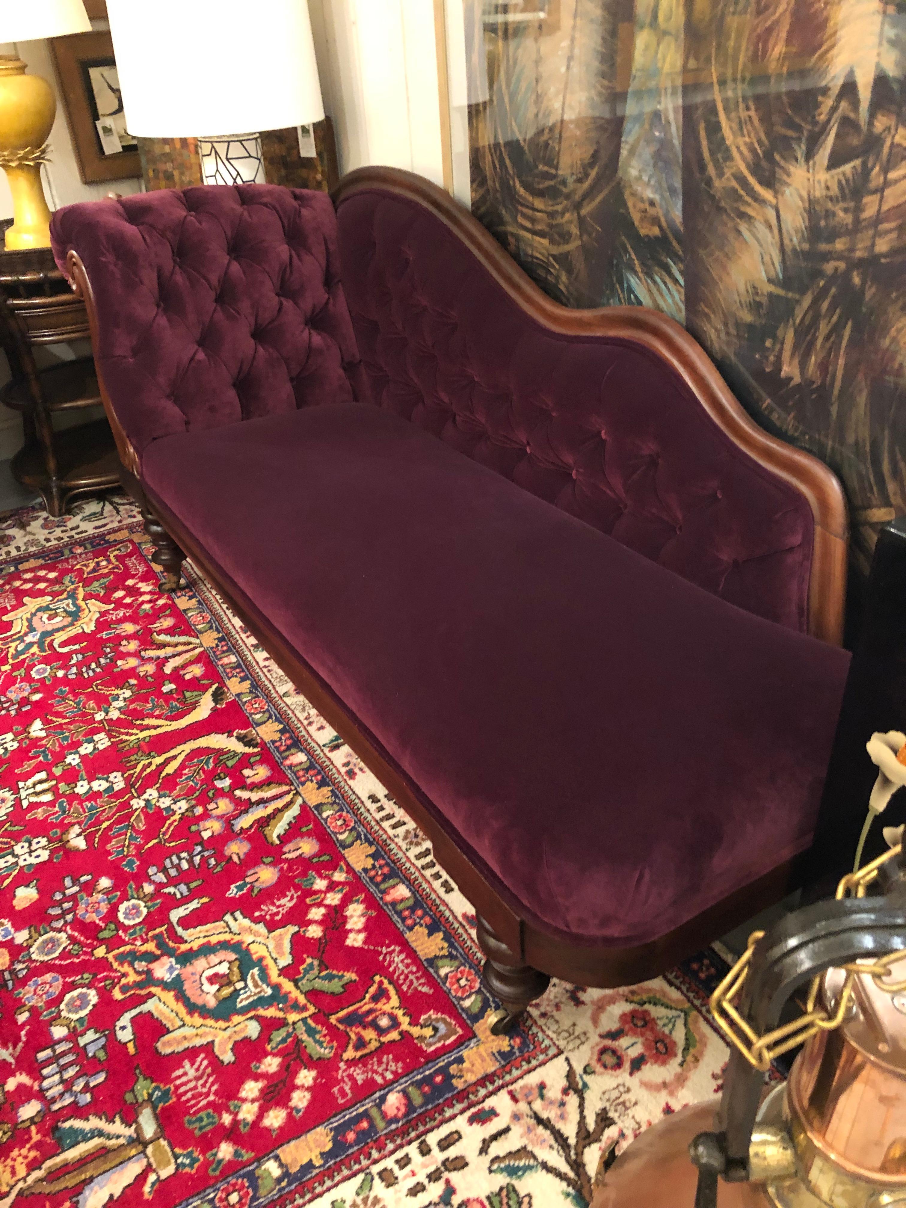 American Romantic Antique Purple Velvet Victorian Fainting Couch Chaise Longue