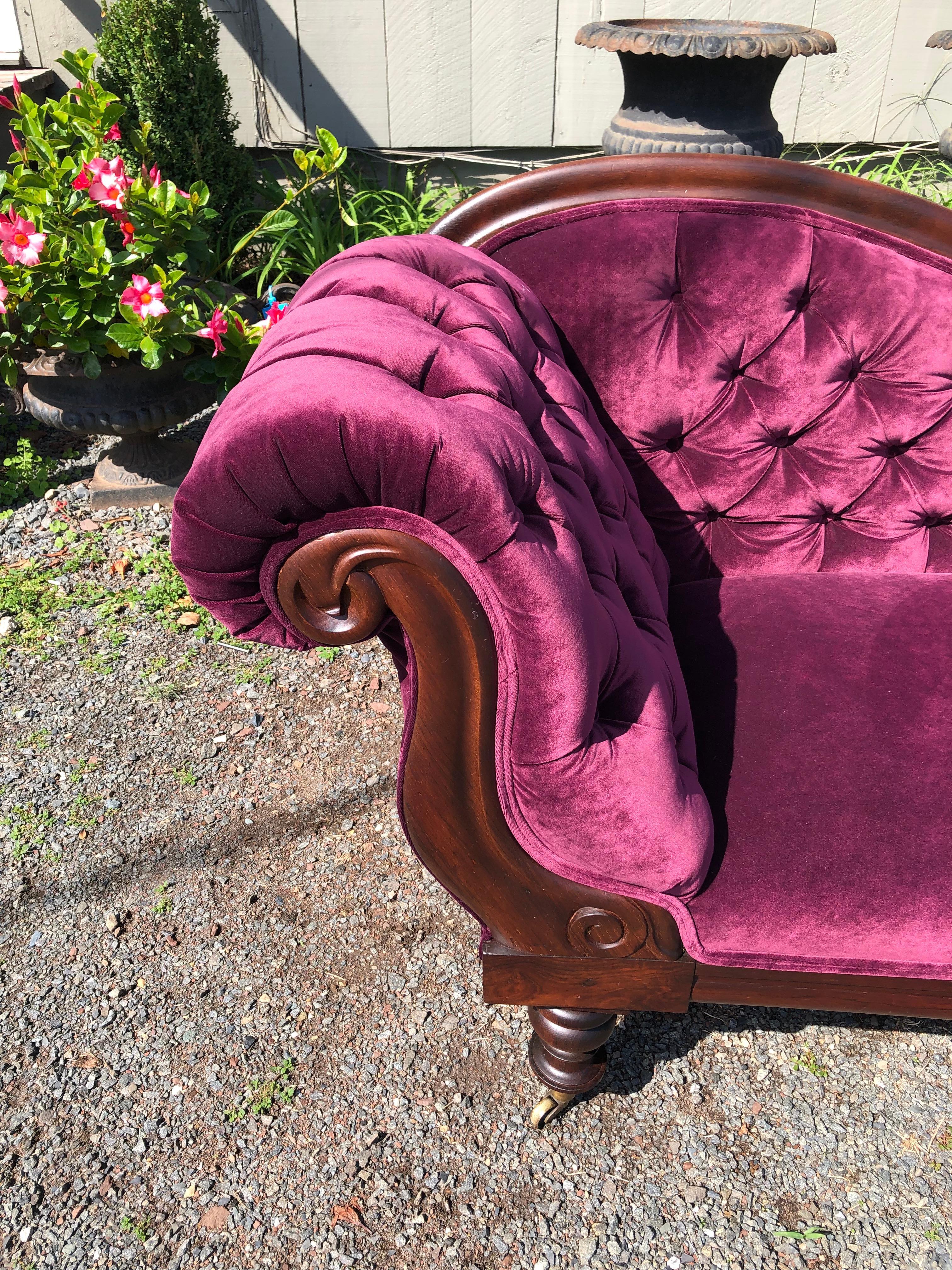 Romantic Antique Purple Velvet Victorian Fainting Couch Chaise Longue 1