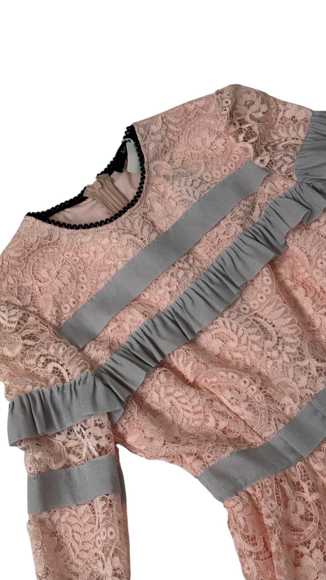 Romantic Blush Pink Lace Gown with Gray Ruffle Details by K-QUINN in vendita 4
