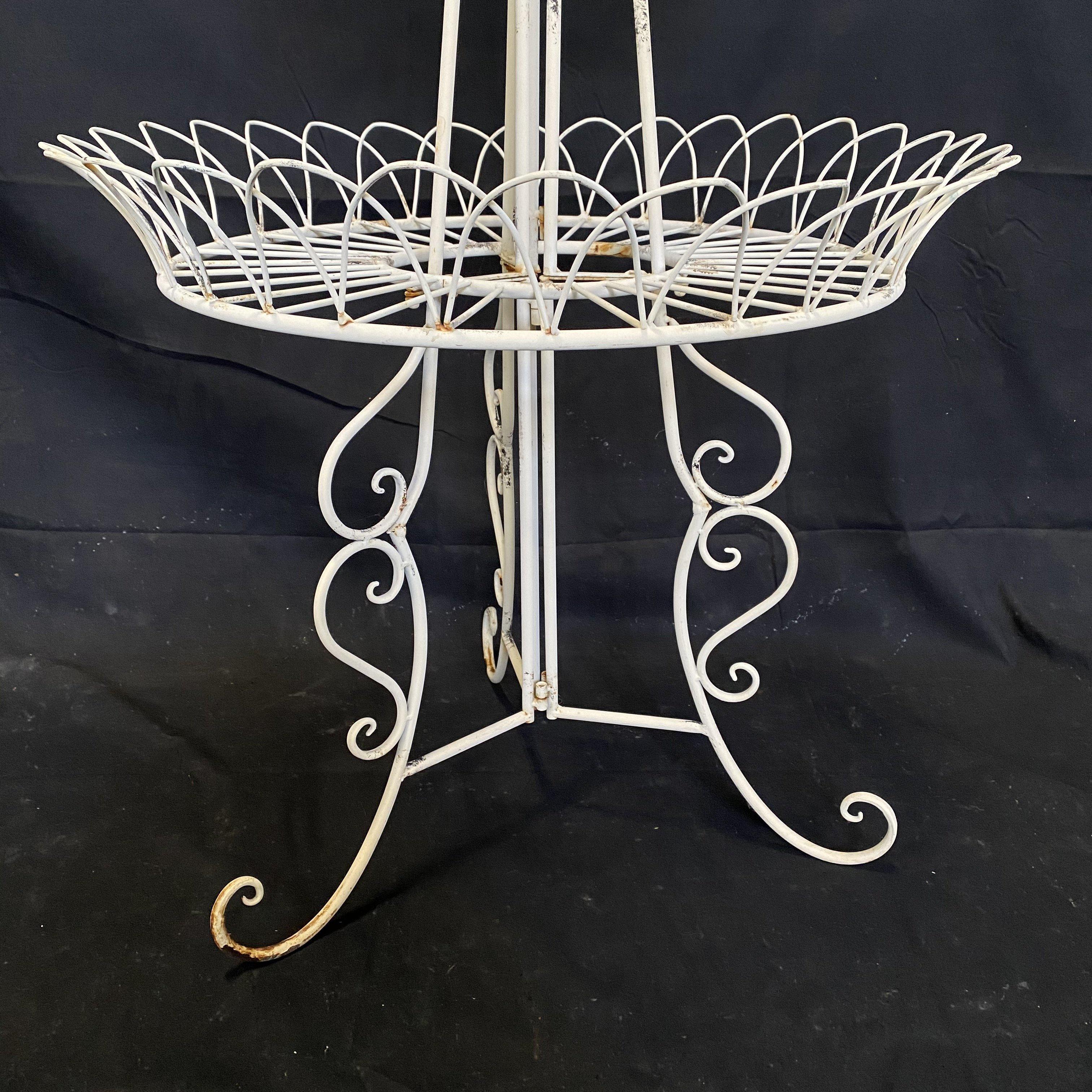 Romantic French Round Three Tier Painted Iron Wire Plant Stand In Good Condition For Sale In Hopewell, NJ