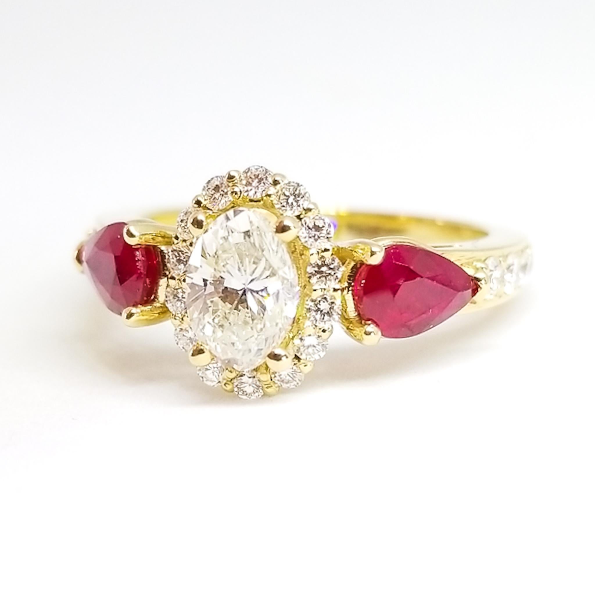 Bague de fiançailles romantique de vacances en or 18 carats avec diamants de 1,38 carat et rubis de 0,97 carat Neuf - En vente à Lambertville , NJ