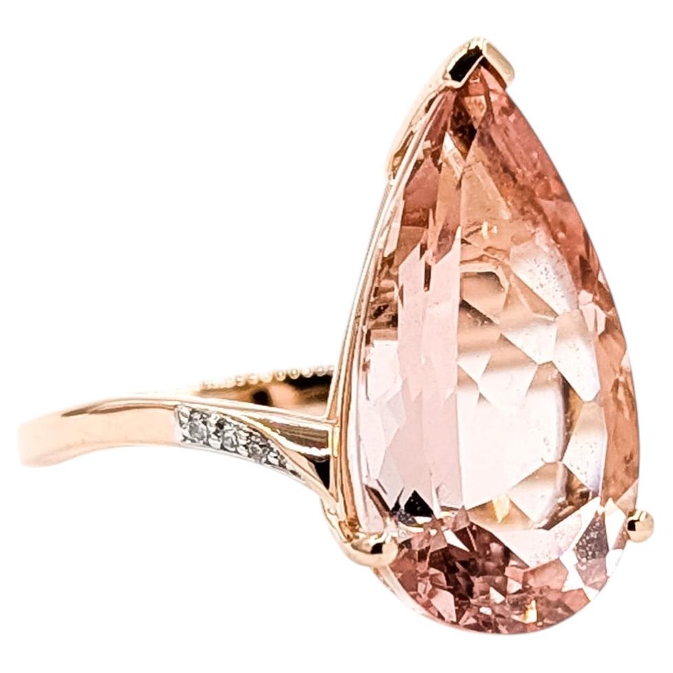 Anello romantico con morganite e diamanti in oro rosa 14k