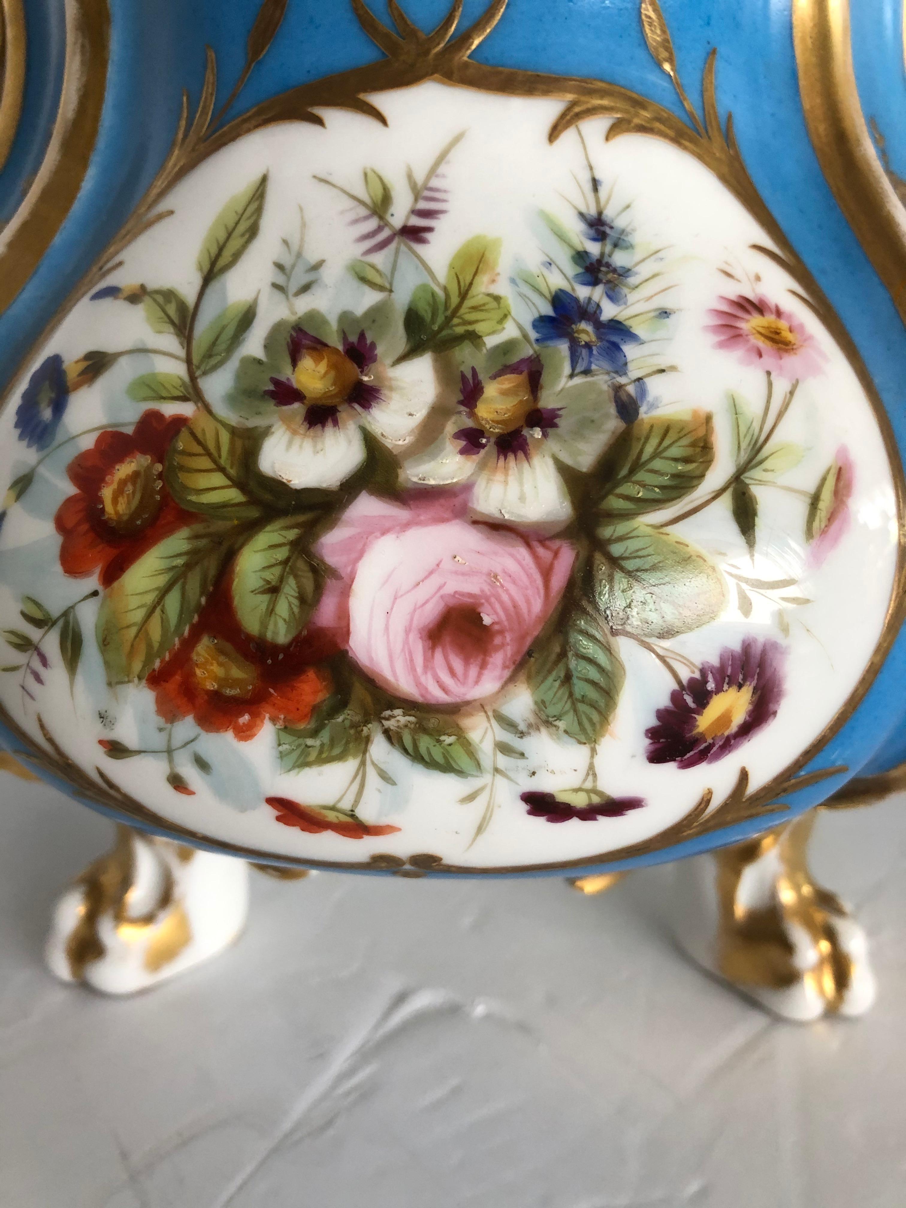 French Romantic Old Paris Porcelain Bowl Vase For Sale