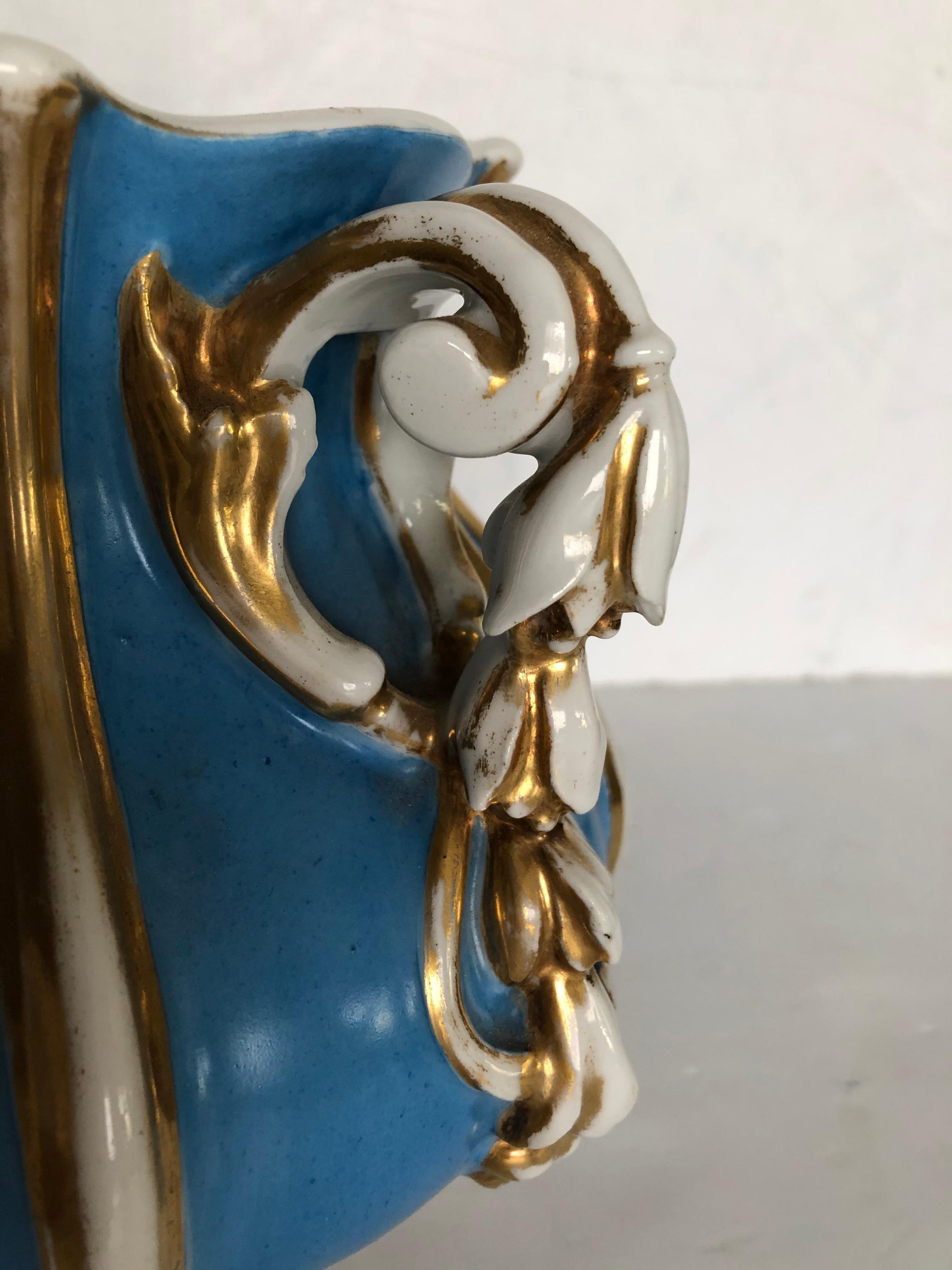 Romantic Old Paris Porcelain Bowl Vase For Sale 4