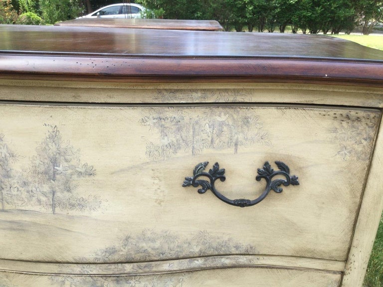 Louis XV Romantic Pair of French Style Gray & White Painted Chests of Drawers For Sale