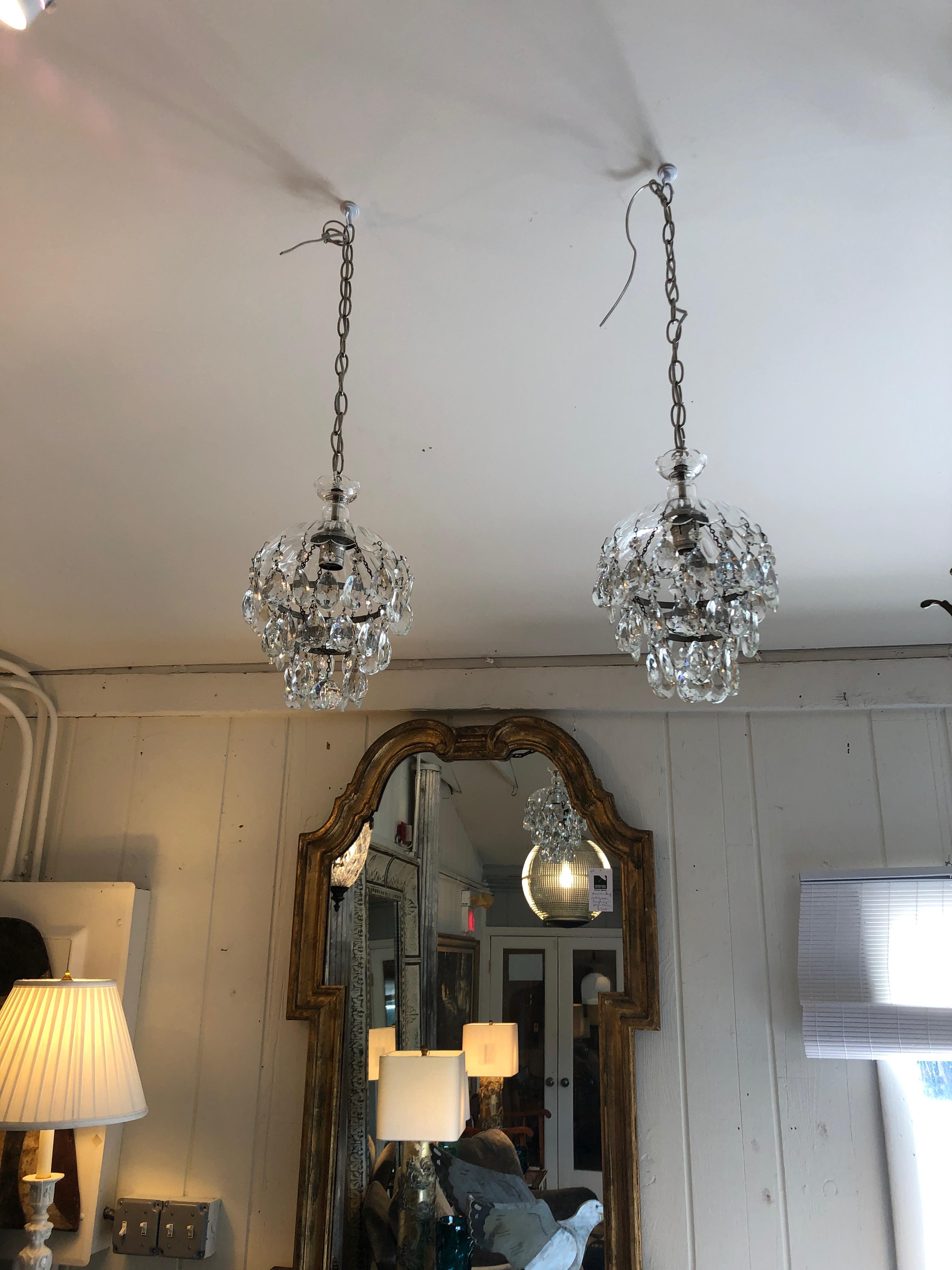 Romantic Pair of Pretty Cut Glass and Crystal French Chandelier Pendants In Excellent Condition In Hopewell, NJ