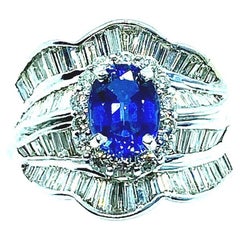 Romantischer Ring mit Saphiren und Diamanten