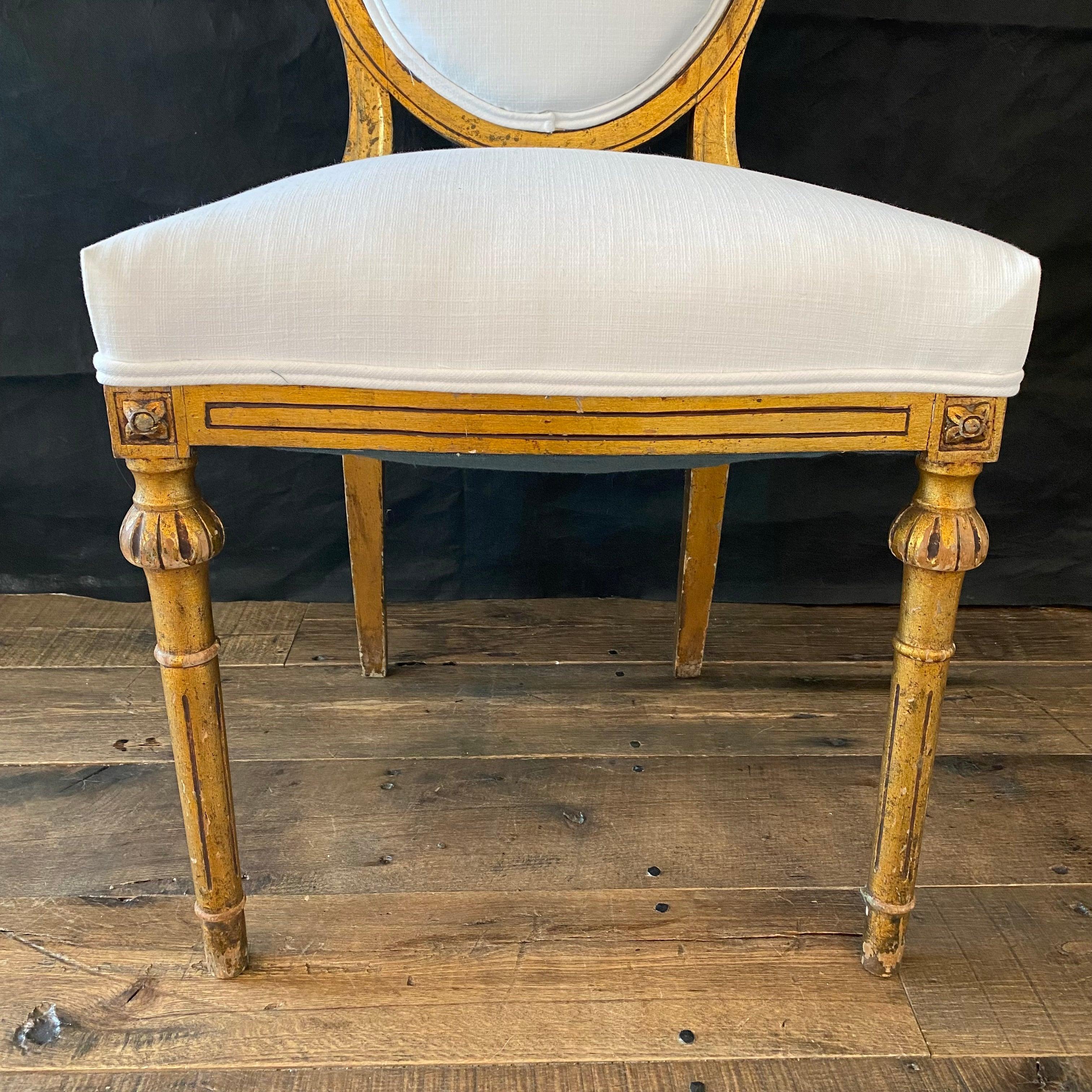 19th Century Romantic Set of 4 French Louis XV Giltwood Dining Chairs For Sale