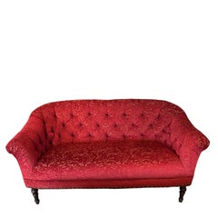 Romántico Sofá o Loveseat tapizado en terciopelo capitoné