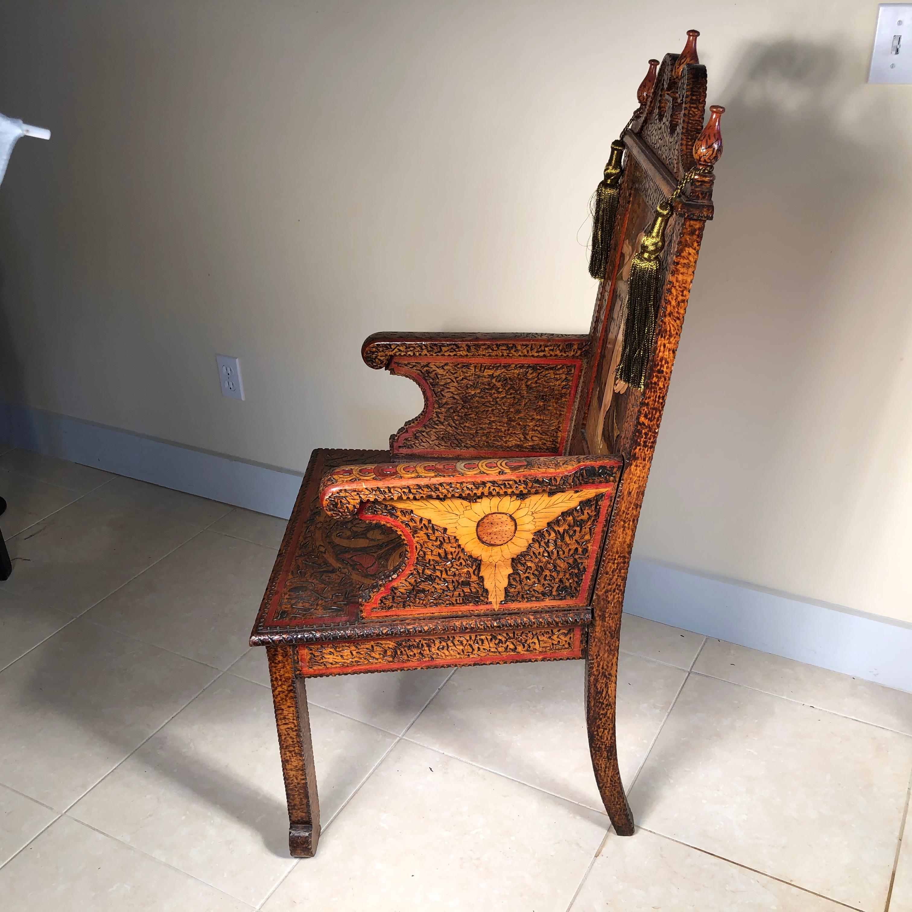 Chaise trône romantique unique décorée à la main Arts & Crafts Rhode Island en vente 3